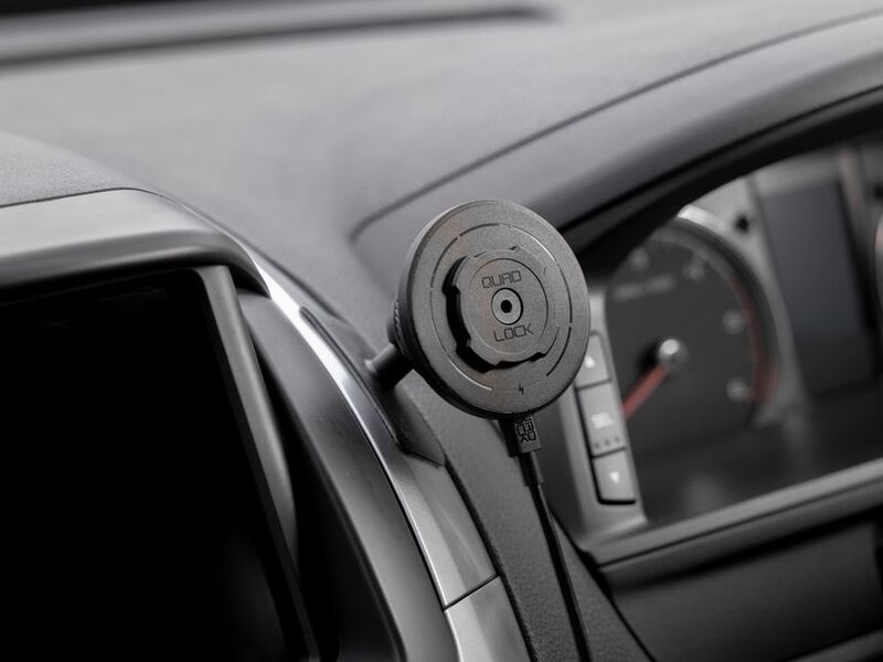 Quad Lock Montura telefonului MAG pentru tabloul de bord Figura 9
