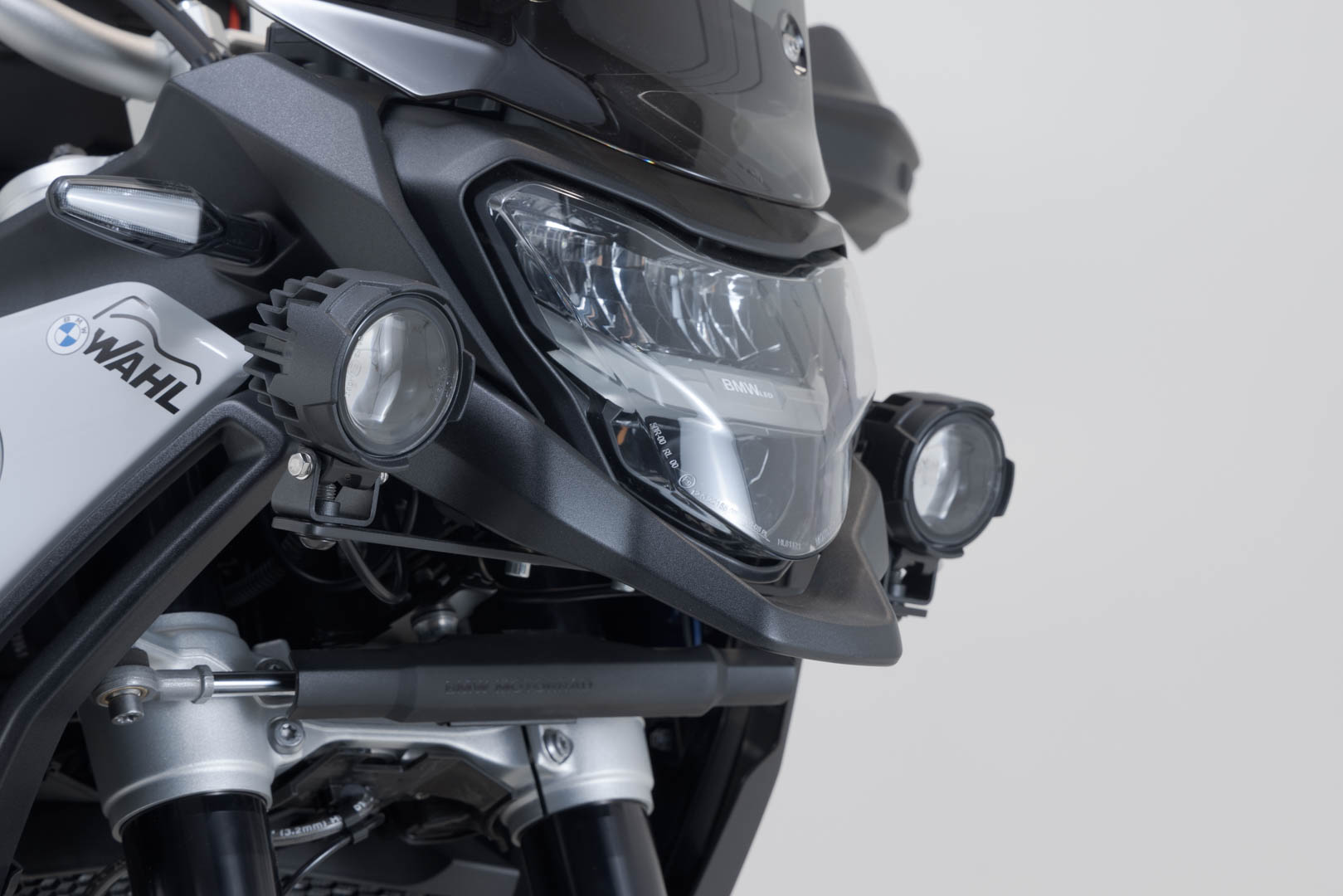 Kit de faruri de ceață SW-Motech EVO - Negru. BMW F 900 GS (23-). Figura 1
