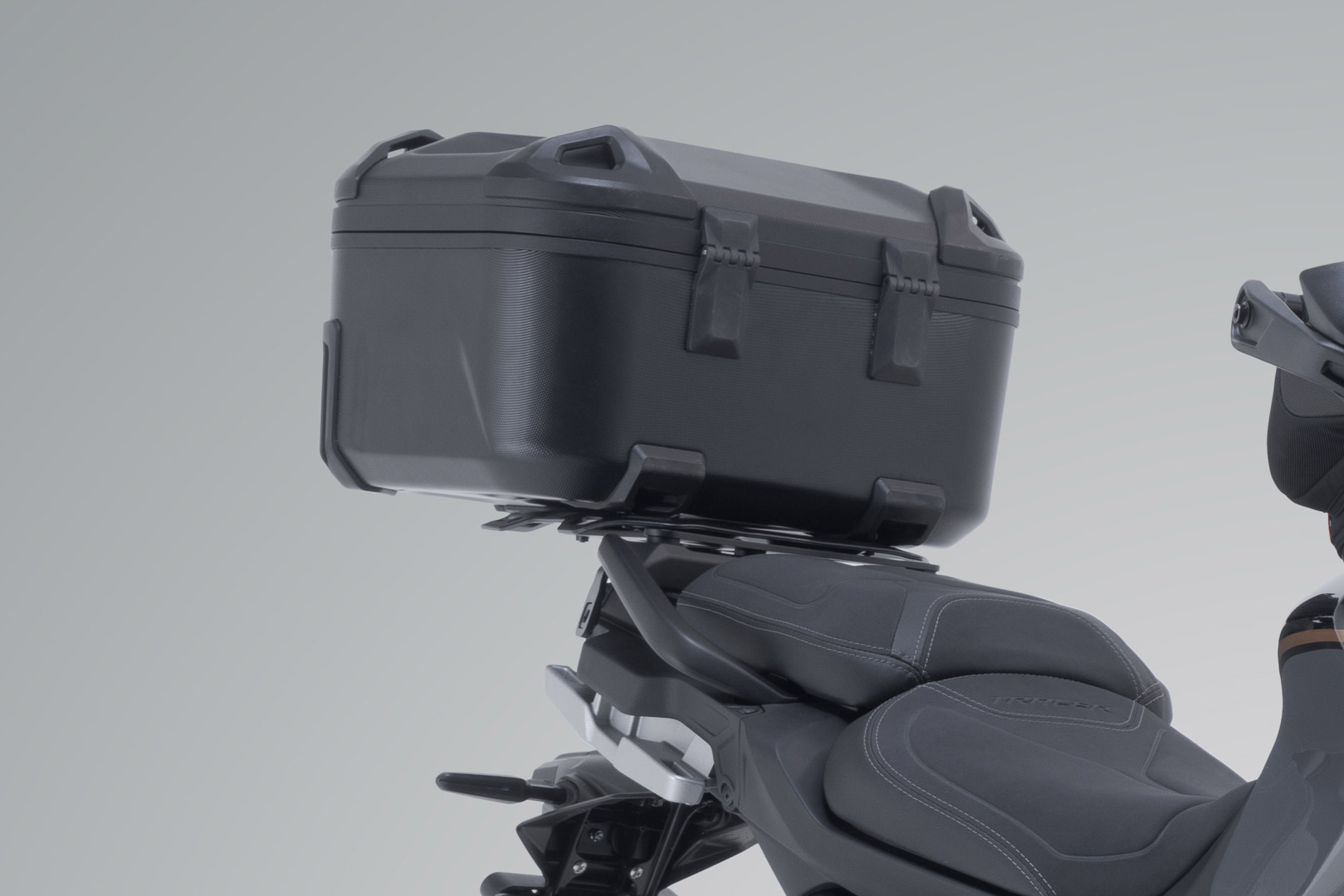Setul SW-Motech Adventure DUSC cu majusculă L - Negru. Modelele Yamaha Tracer 9 (20-). Figura 5