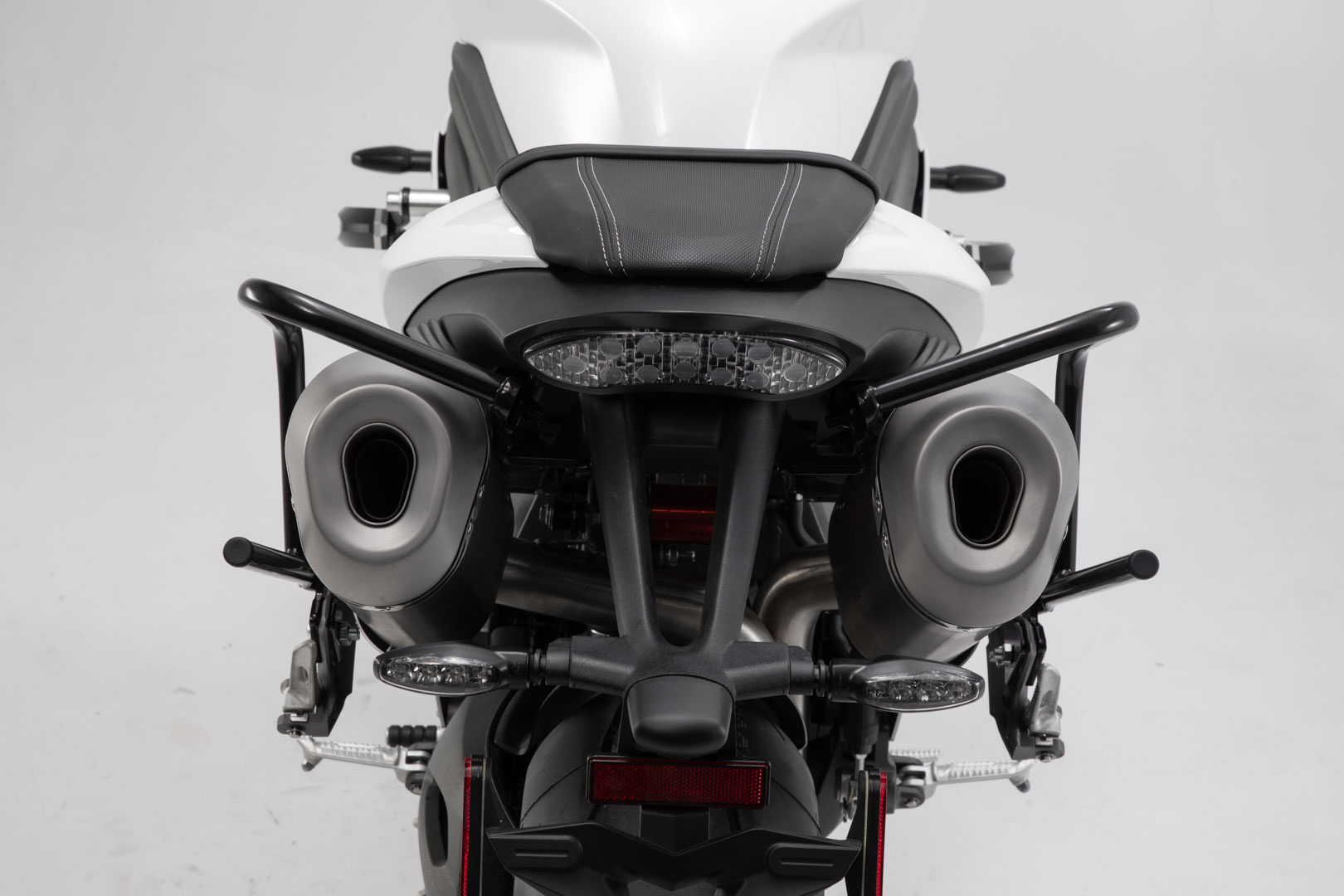 Brațe de susținere SW-Motech BLAZE cu 2 puncte - Negru. Triumph Speed Triple S (18-). Figura 3