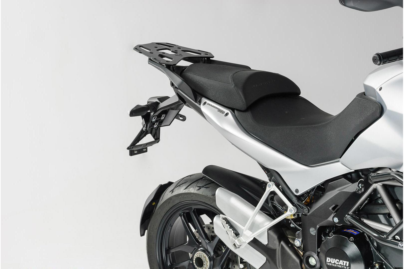 Sistem de carcasă din aluminiu SW-Motech TRAX ADV - Argintiu. 37/37 l. Multistrada 1200 / S (10-14). Figura 3