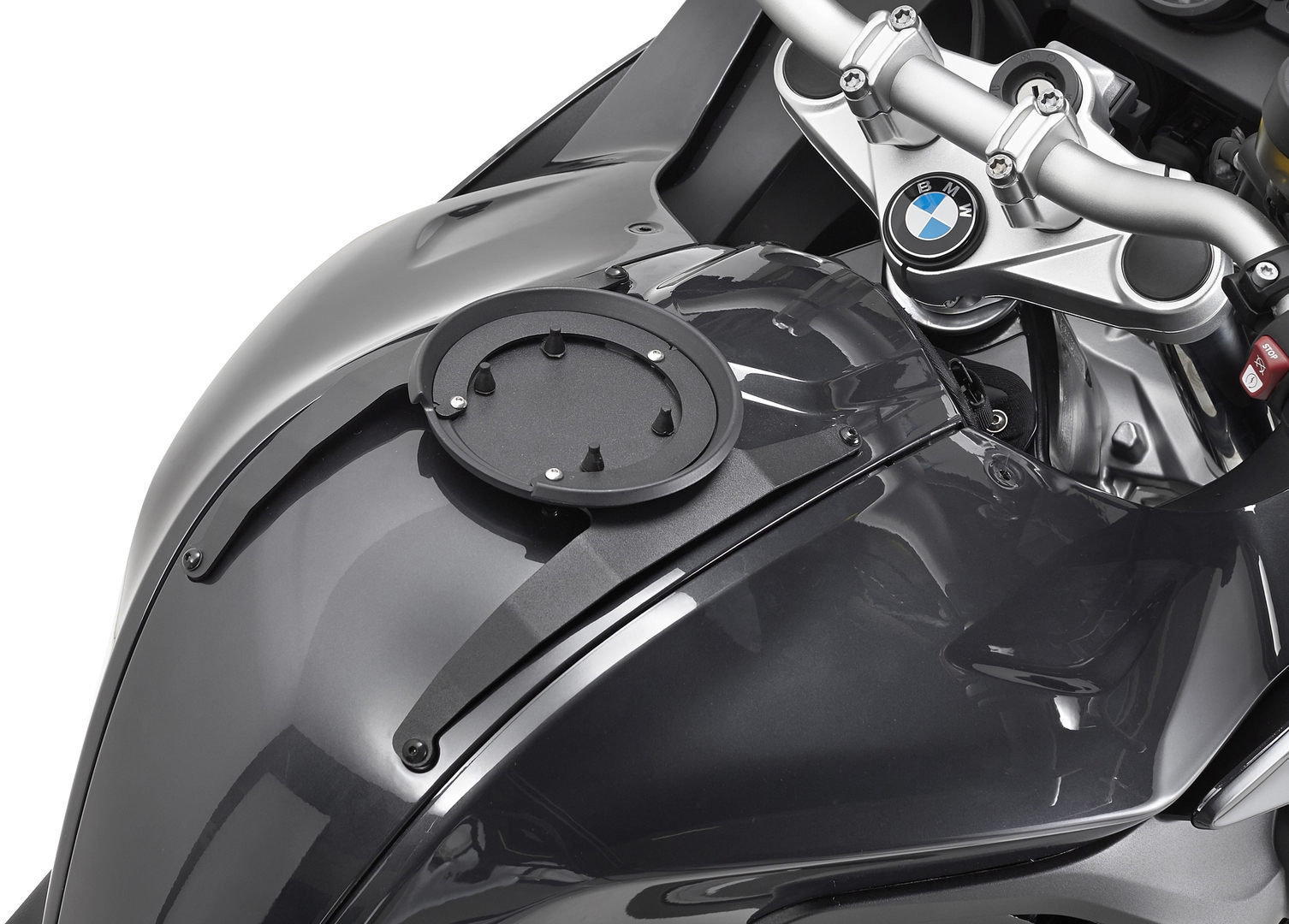 IXS Givi TF15 Sistema de TANKLOCK Figura 6