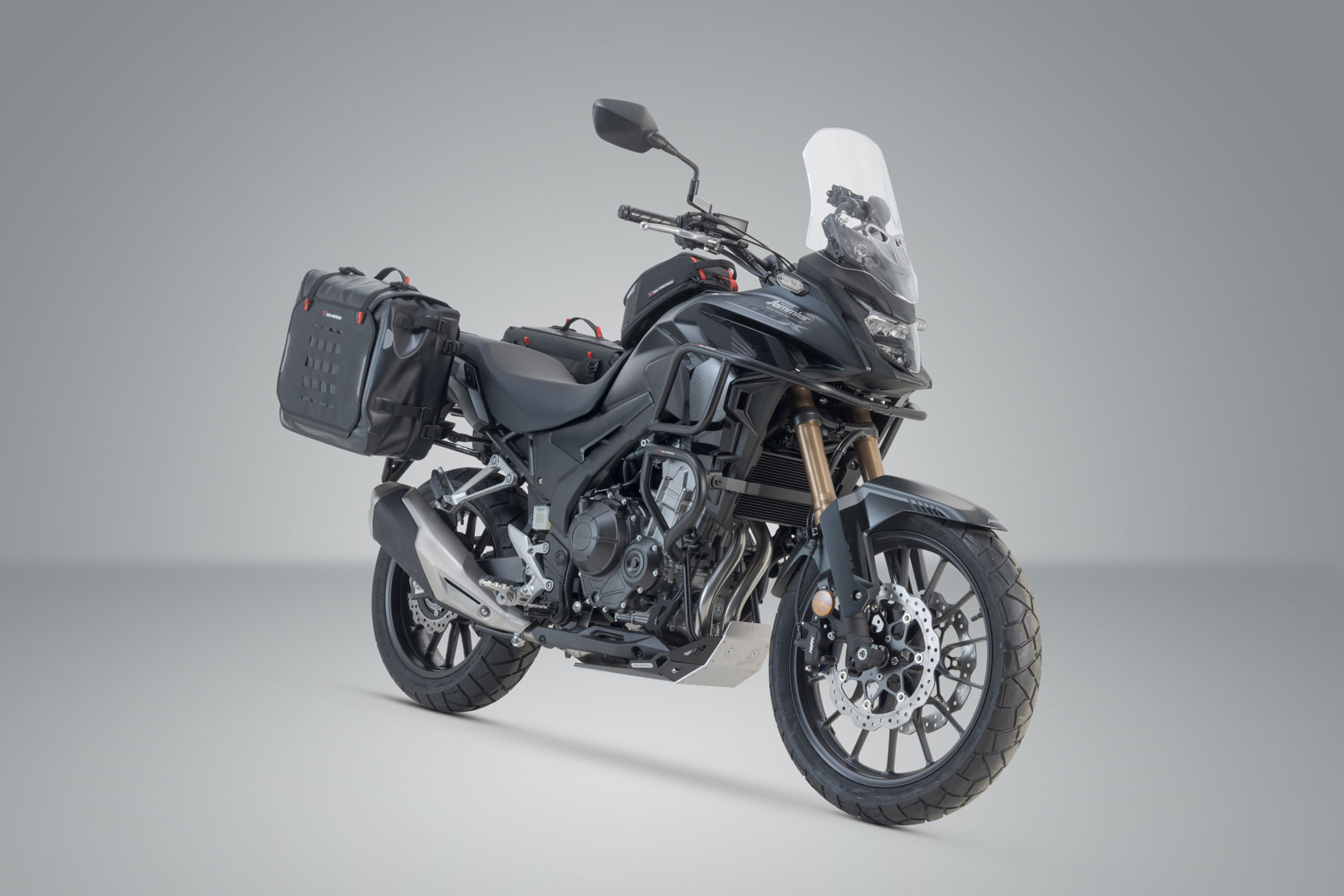 SW-Motech SysBag WP L/L sistem - Honda CB500X(13-), 500F(13-16), R500R(12-15)/NX500. Figura 2