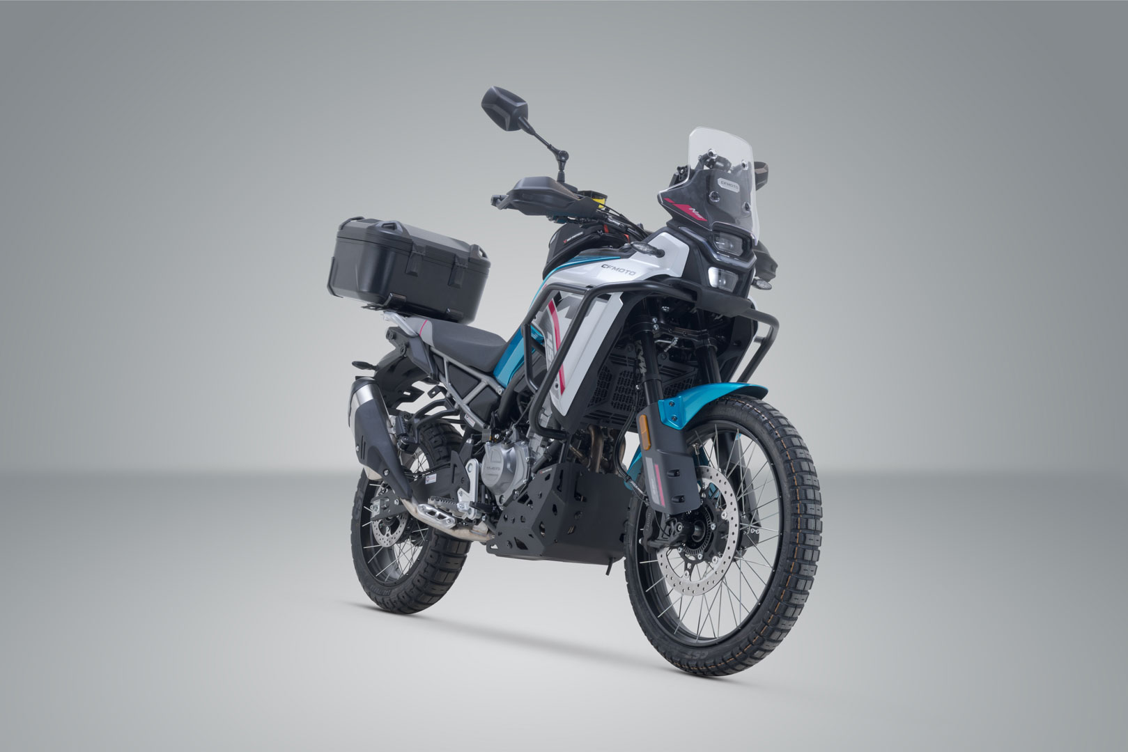 SW-Motech DUSC L top case system - Negru. 41 l. CFMoto 450MT (23-)/ 800 MT-X (24-). Figura 2