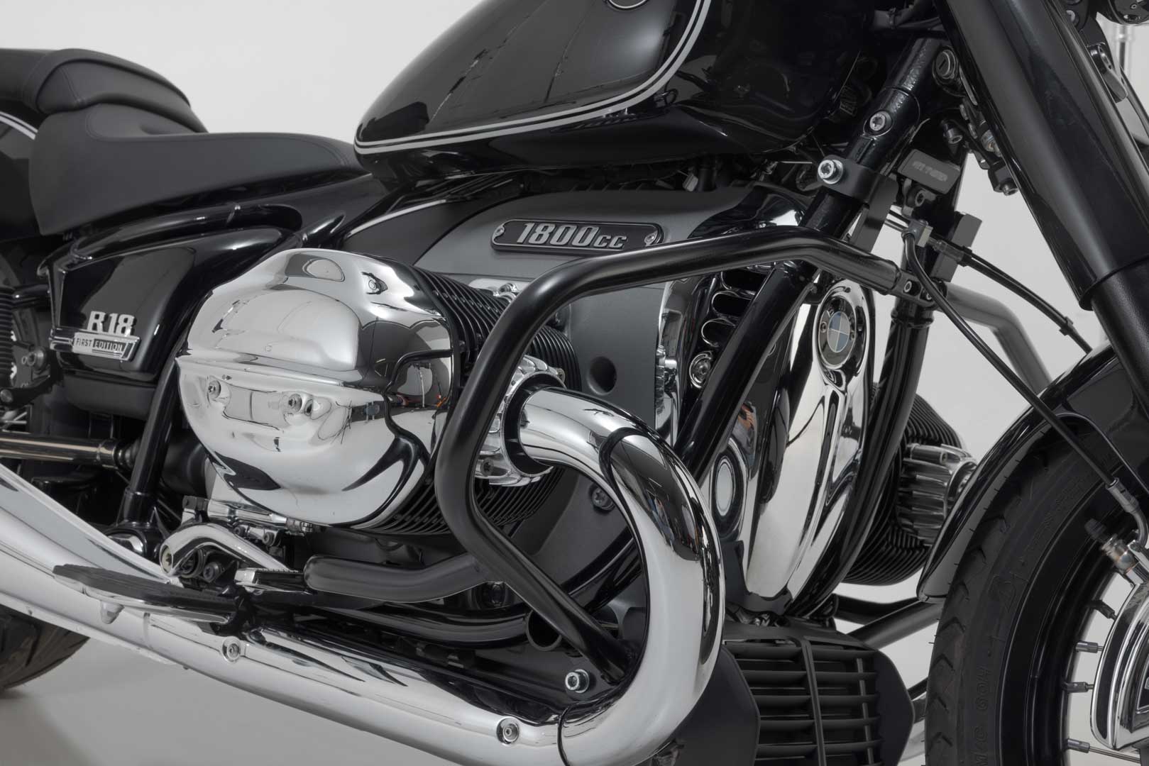 SW-Motech Crash bar - Svart. BMW R18 (20-). Figur 5