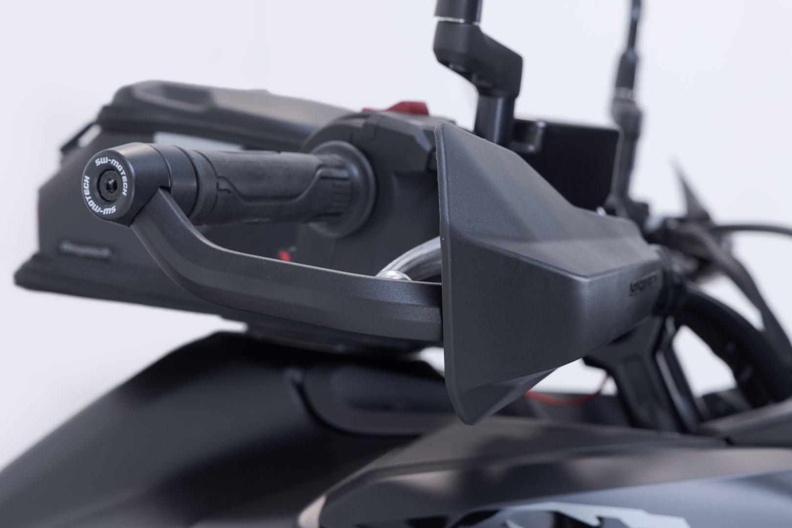 Kit SW-Motech Sport de protecție de mână - Negru. Honda CRF1000L/AS, CRF1100L/AS, X-ADV. Figura 5