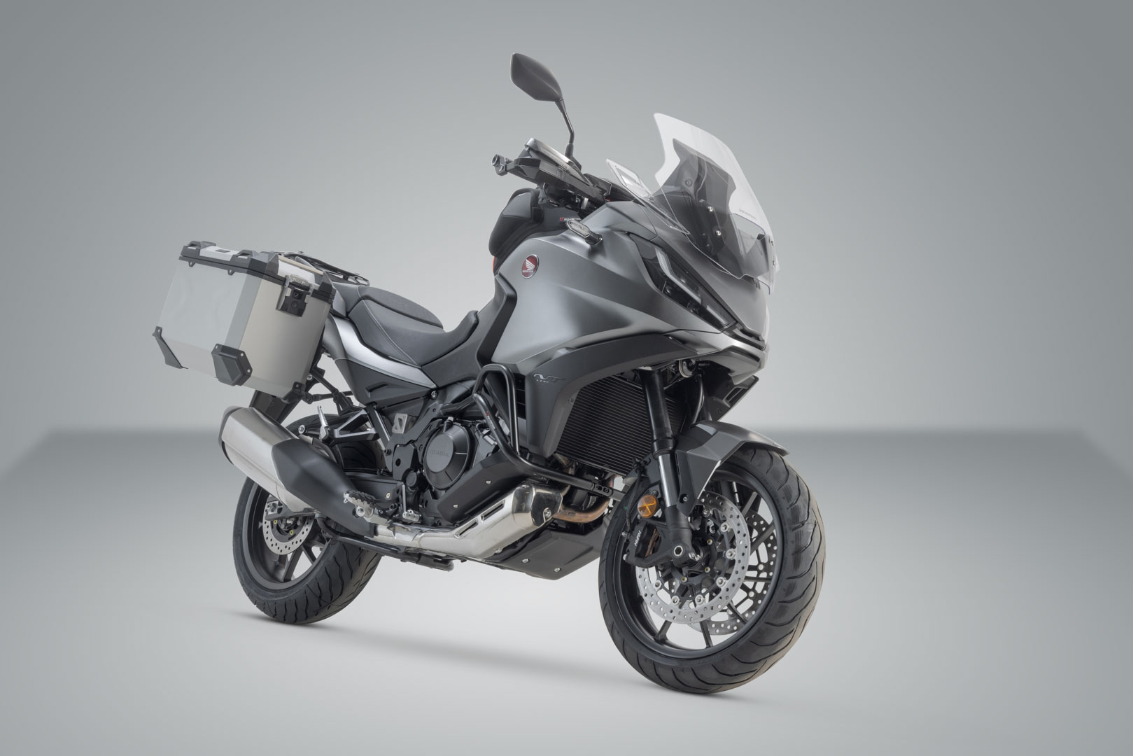 Sistem de carcasă din aluminiu SW-Motech TRAX ADV - Argintiu. 37/37L. Honda NT1100 (21-). Figura 2