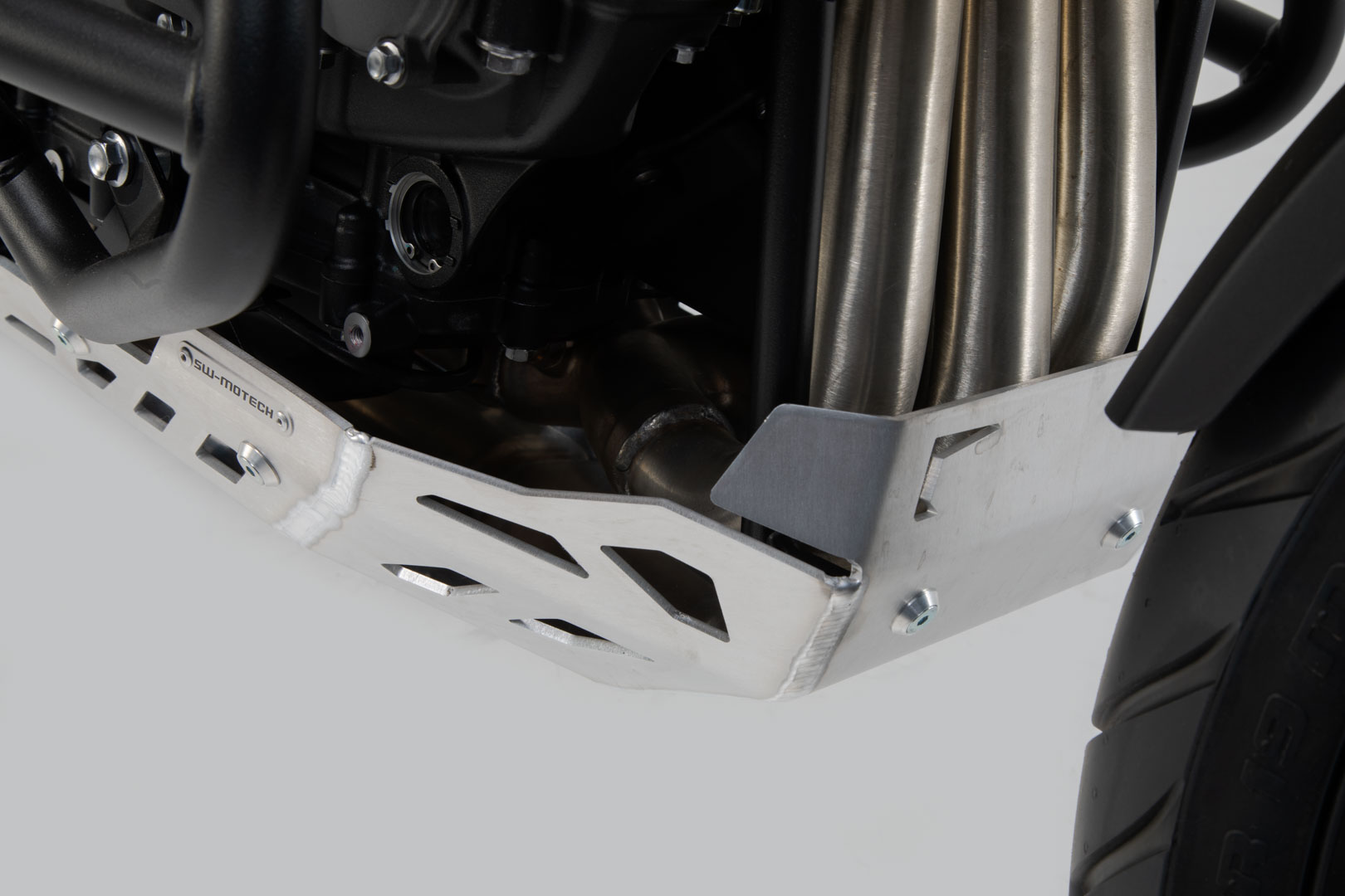 SW-Motech Motorskydd - Silver. Triumph Tiger 1200 / Explorer (11-). Figur 3