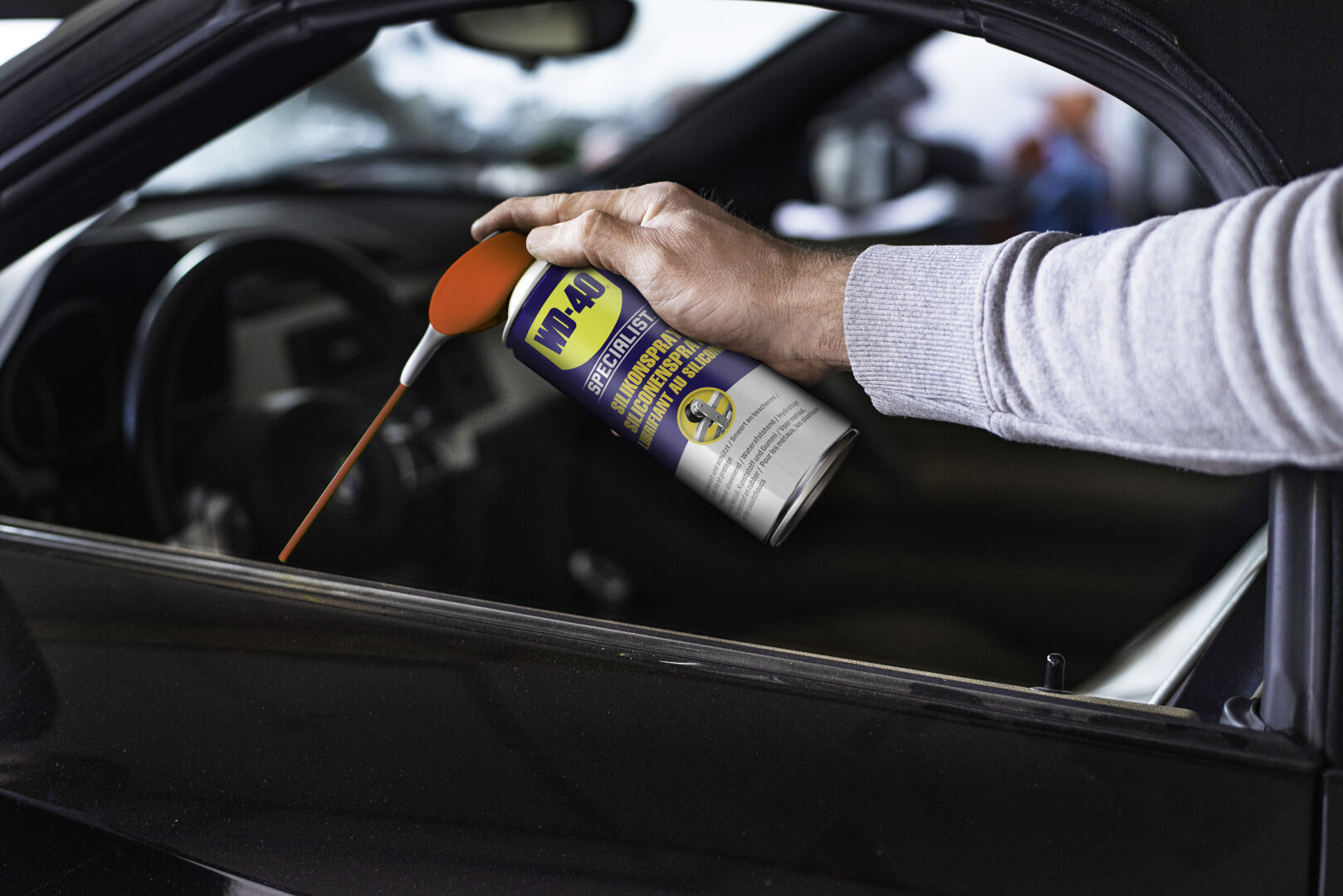 WD-40 Specialist Spray cu silicon 100 ml Figura 2