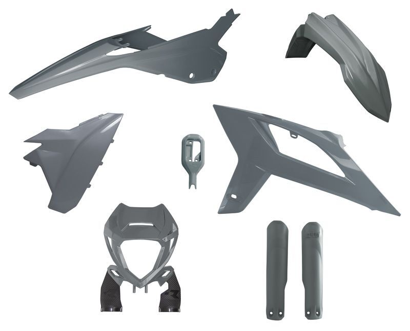 Race Tech Plastic Kit Replica - Beta RR Figure 1