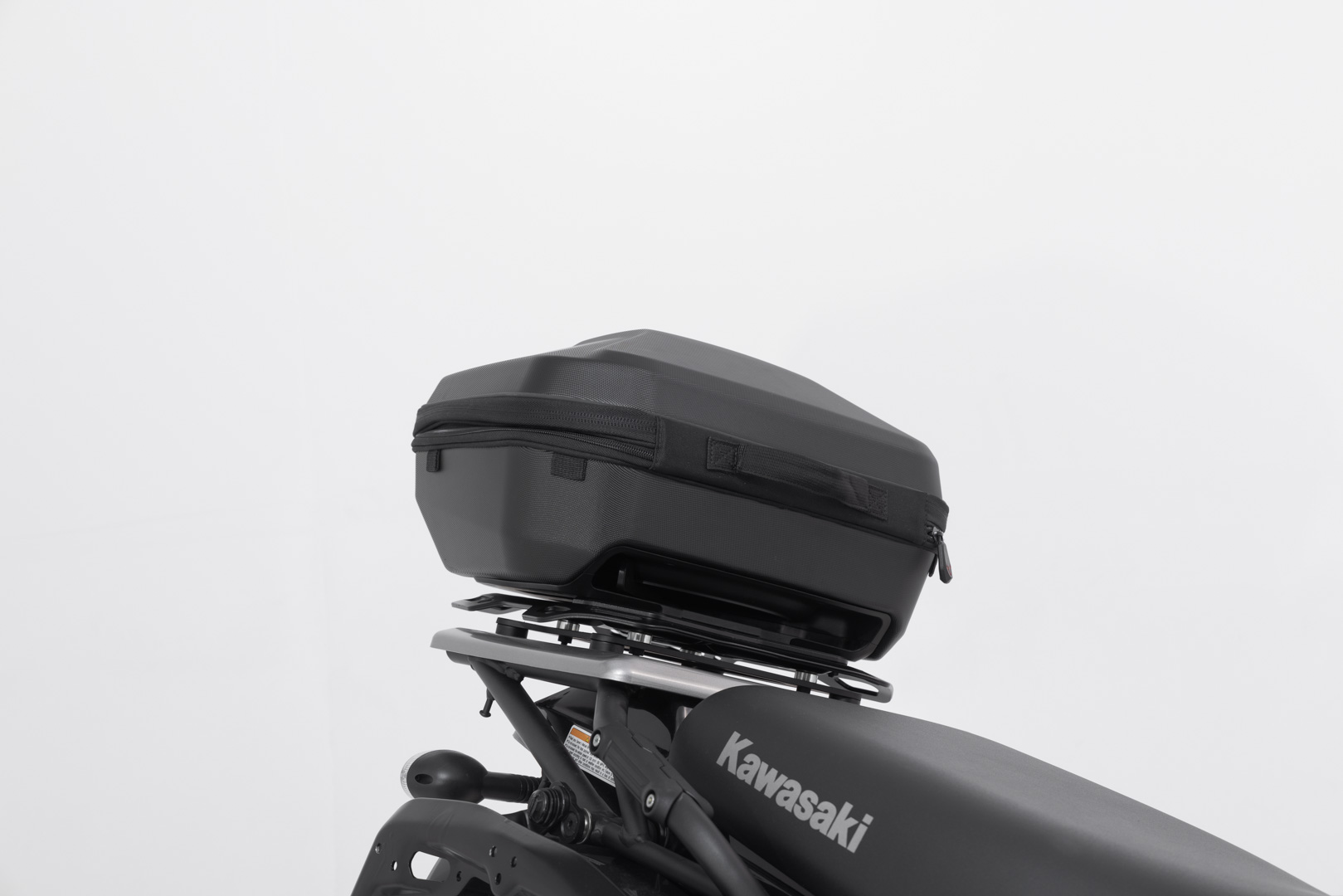 SW-Motech URBAN ABS toppfodral - Svart. Kawasaki KLR 650 (22-). Figur 5