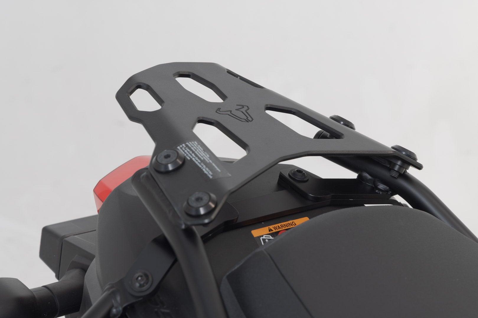 SW-Motech DUSC L top case system - Black. 41 l. Suzuki DL650 V-Strom (16-). Figure 3