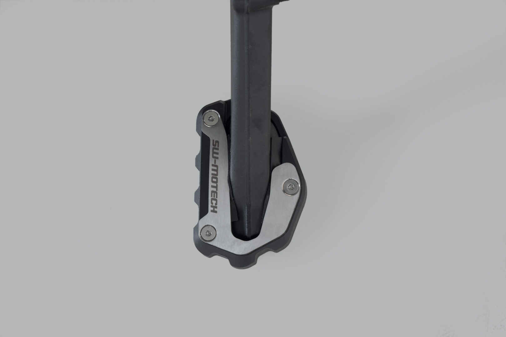 Extensie SW-Motech pentru piciorul lateral - Negru/argintiu. BMW R 1300 GS (23-)/Adv (24-). Figura 2