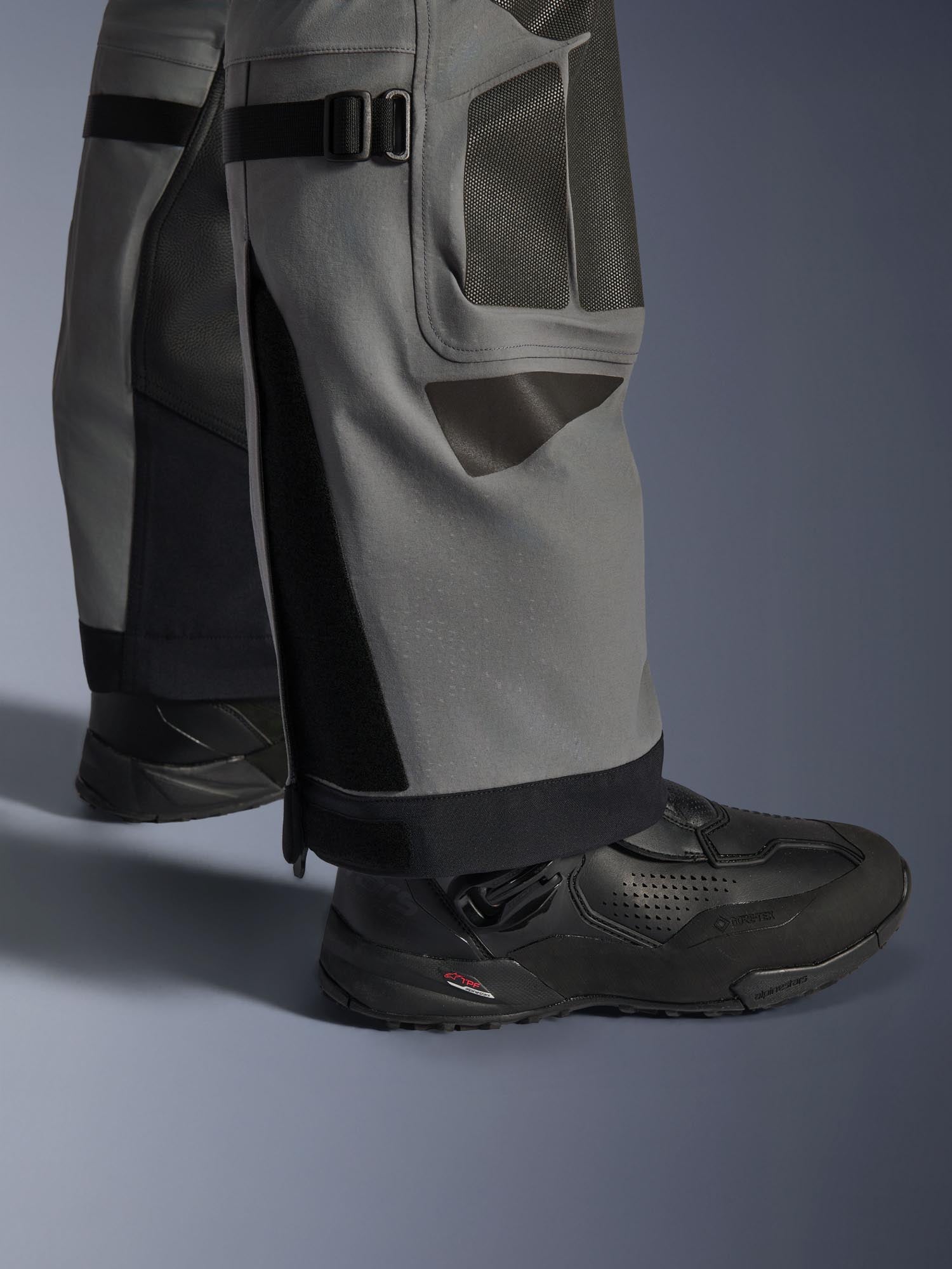 Alpinestars Nazca 3L Gore-Tex Pro Pantalon textile de moto imperméable Gris/Noir Short 3XL Figure 10