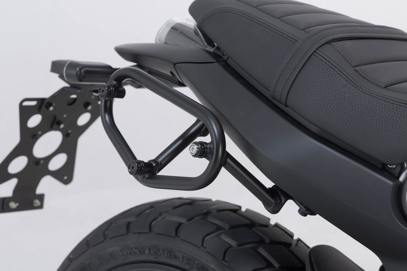 SW-Motech SysBag WP sistem M/M - Benelli Leoncino 800 (21-). Figura 4