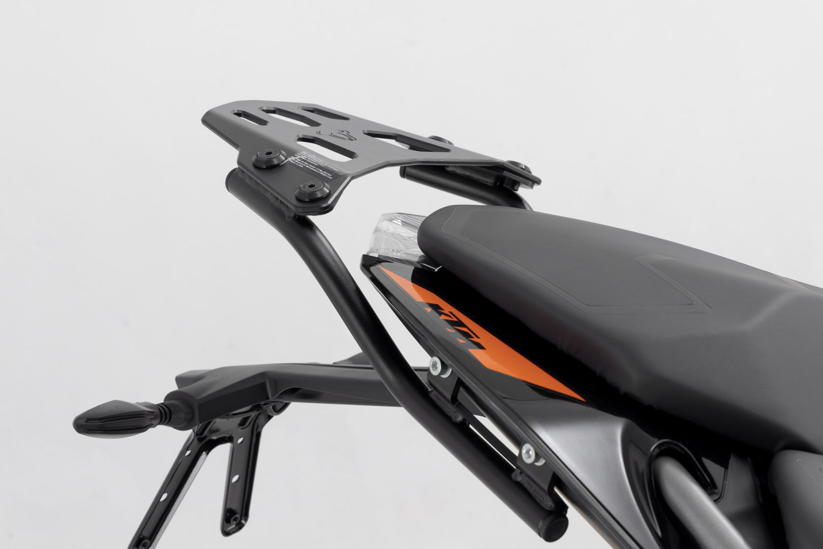 SW-Motech STREET-RACK - Negru. KTM 125 / 390 Duke (17-23). Figura 2