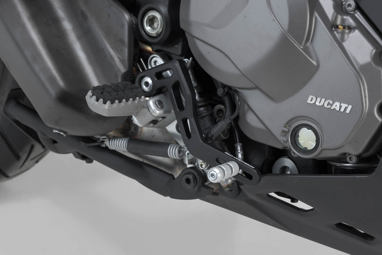 Pedală de frână SW-Motech - Ducati Multistrada 950 (18-) / 1260 (17-). Figura 1
