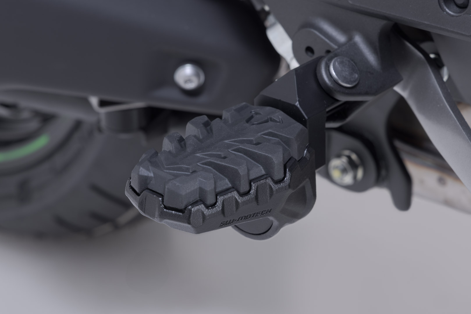 Kit de sprijin SW-Motech EVO - Negru. Kawasaki Versys 1100 / SE (24-). Figura 3