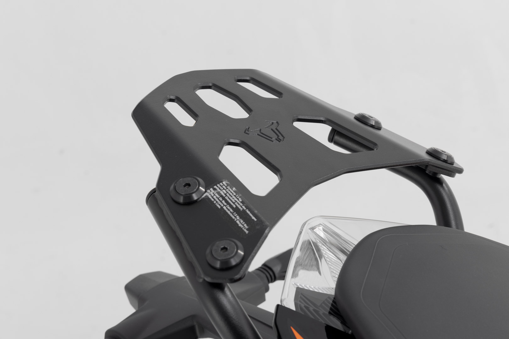 SW-Motech STREET-RACK - Negru. KTM 125 / 390 Duke (17-23). Figura 3