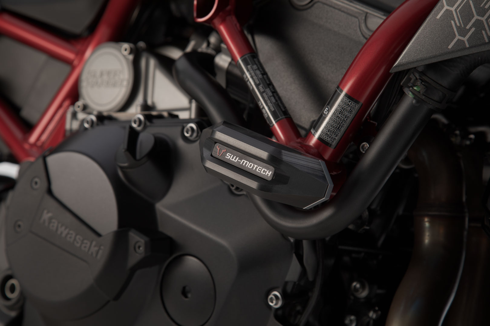 SW-Motech Frame skjutreglage kit - Svart. Kawasaki Z H2 (19-). Figur 1
