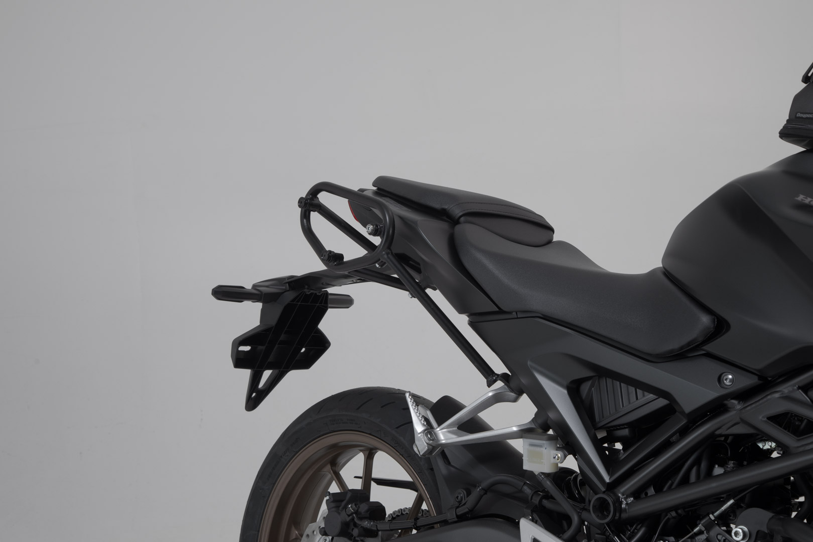 SW-Motech SysBag WP sistem M/M - Honda CB125R (18-). Figura 3