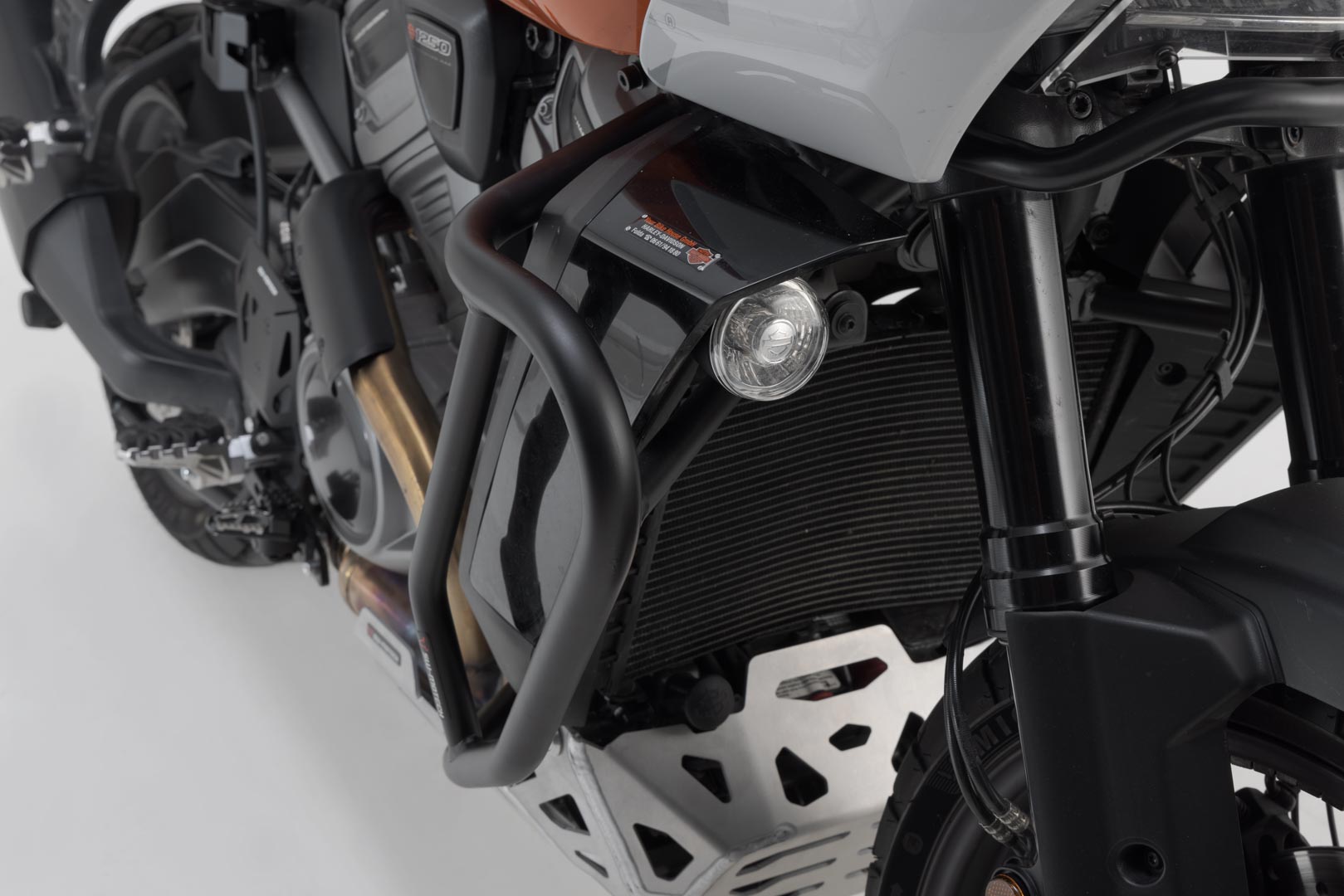 SW-Motech Crash bar - Negru. Harley-Davidson Pan America (21-). Figura 5