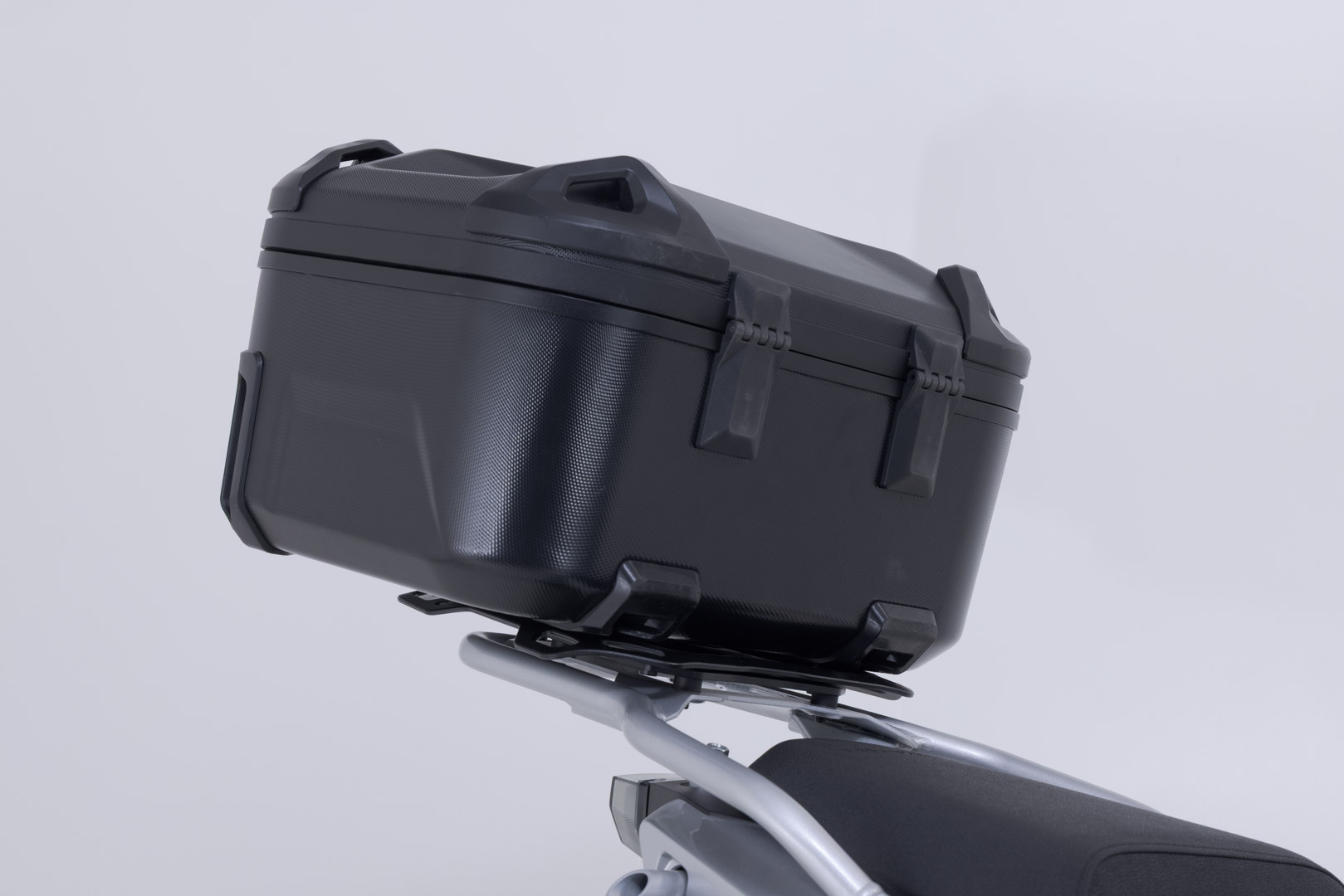 SW-Motech DUSC L sistem topcase - Negru. 41 l. CFMoto 700MT (24-), 800MT (21-). Figura 5