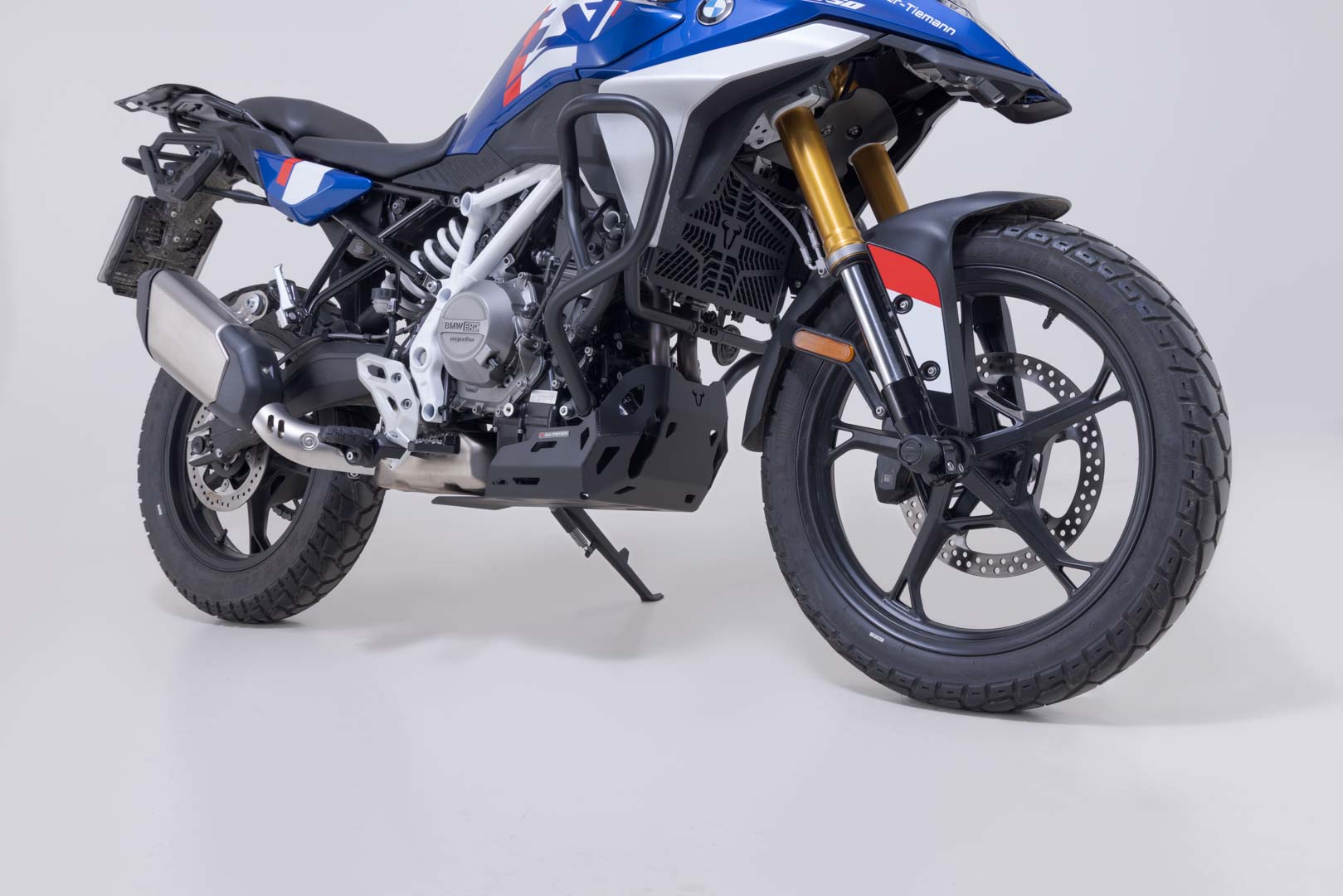 SW-Motech Motorbeschermer - Zwart. BMW F 450 GS (25-). Figuur 1