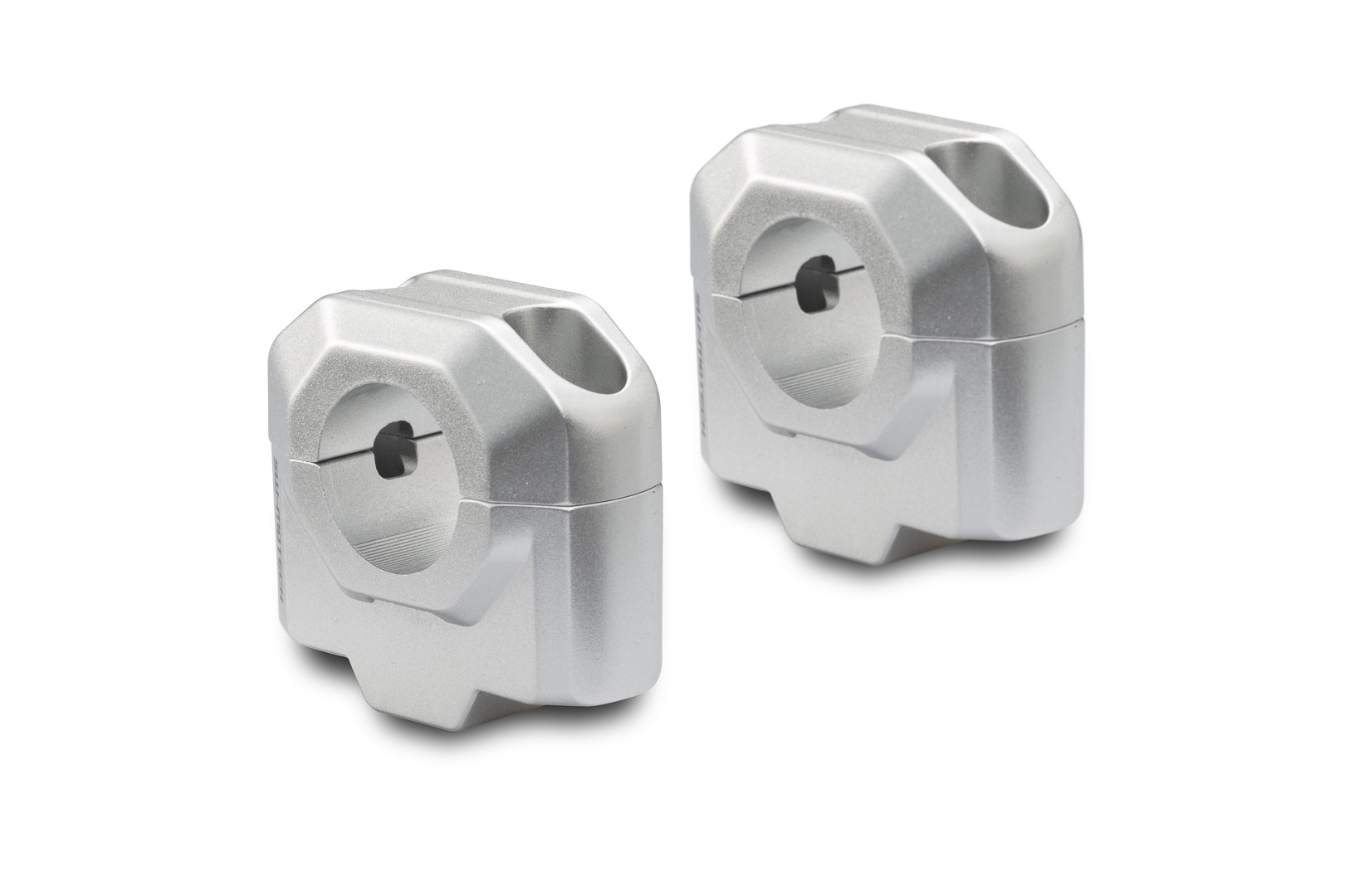 Ghidon SW-Motech pentru ghidon Ø 28 mm - H=30 mm. Argintiu. Figura 1