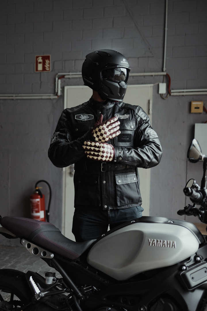 Side view of HolyFreedom Quattro TL motorcycle leather/textile jacket