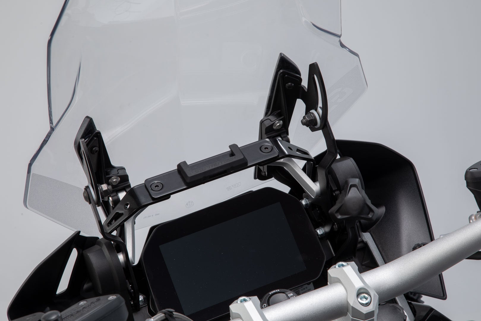 SW-Motech GPS montagem para cockpit - Preto. BMW R 1200 GS (12-18), R 1250 GS (18-). Figura 3