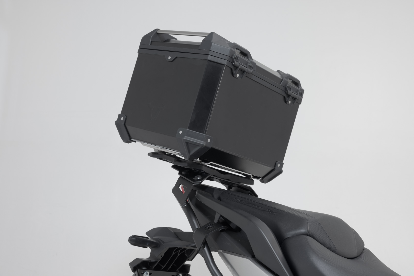 SW-Motech STREET-RACK - Svart. Honda NC750X / XD (20-). Figur 5