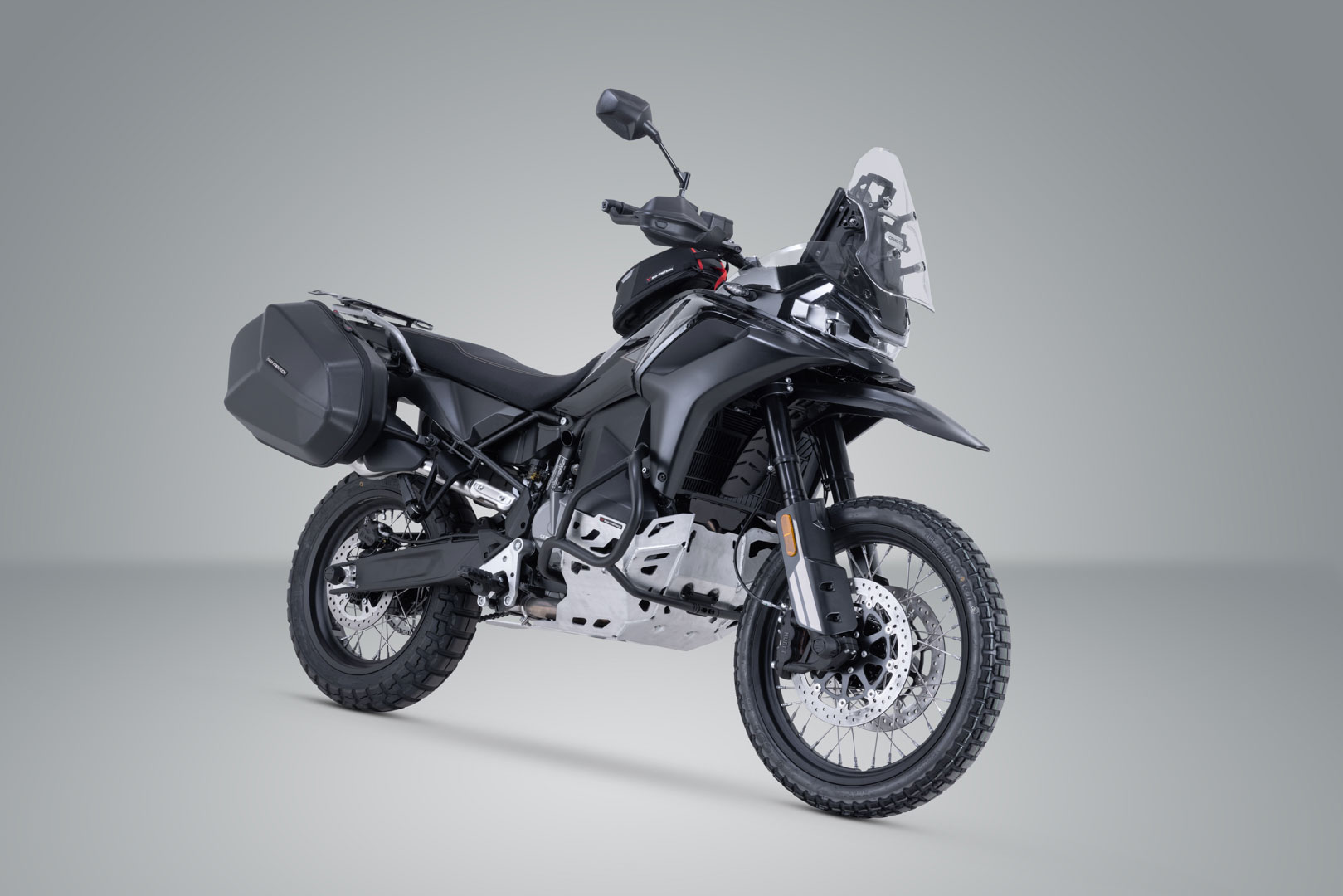 Sistem lateral SW-Motech AERO ABS - 2x25 l. CFMoto 800MT-X (24-). Figura 2