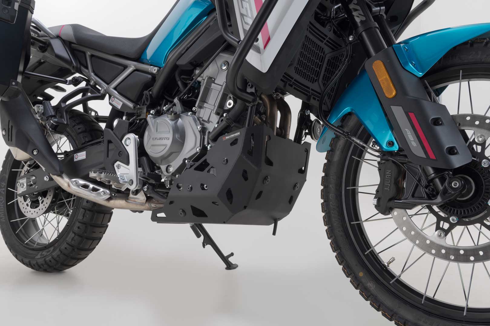 SW-Motech Motorskydd - Svart. CFMoto 450MT (23-). Figur 1