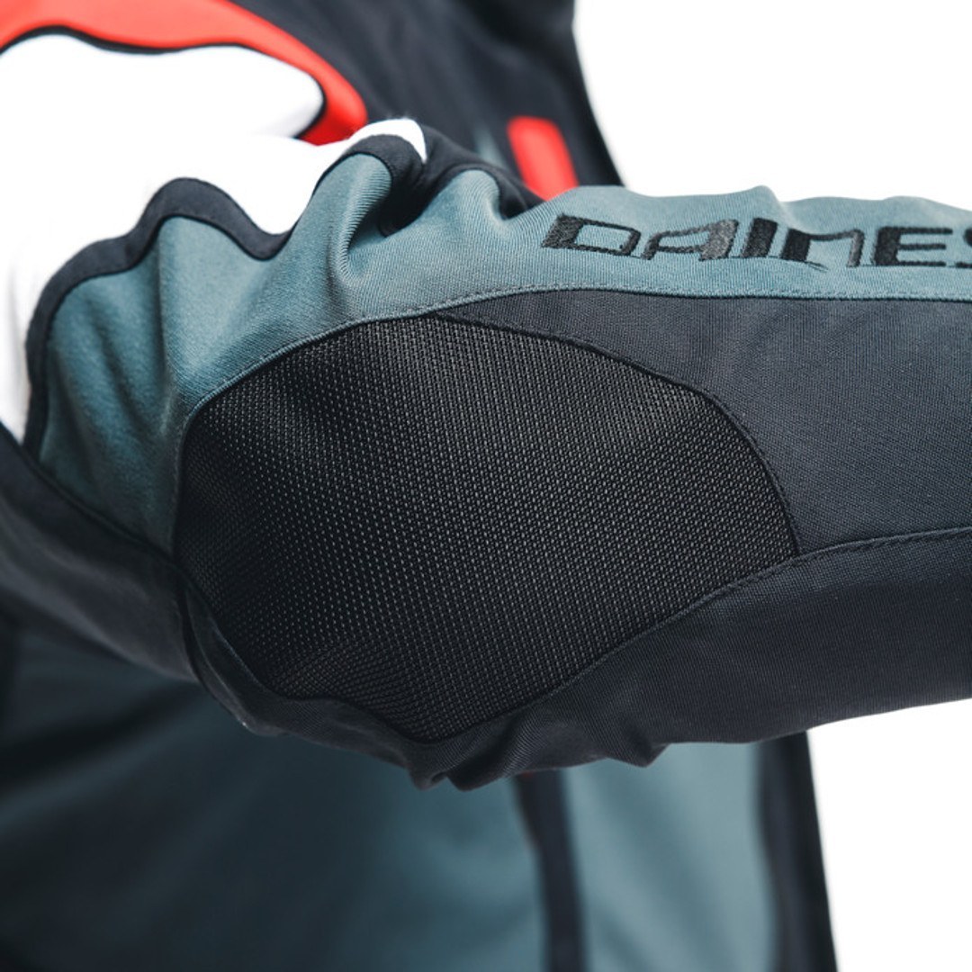 Dainese Carve Master 3 Gore-Tex Motorcycle Textile Jacket black/grey/red 54 Figure 7