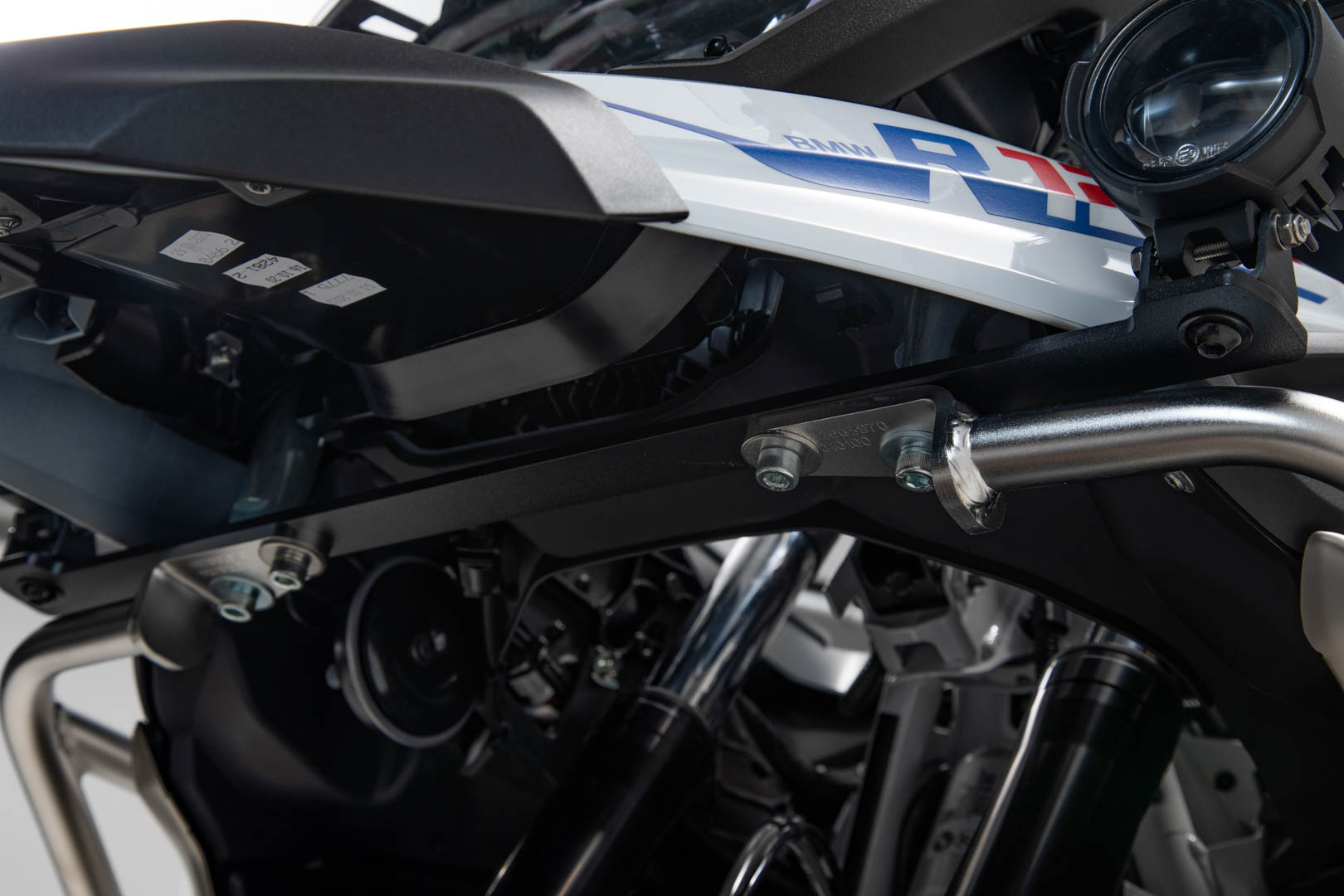 Suporturi pentru lumini SW-Motech - Negru. BMW R 1200 GS (12-18), R 1250 GS (18-). Figura 2