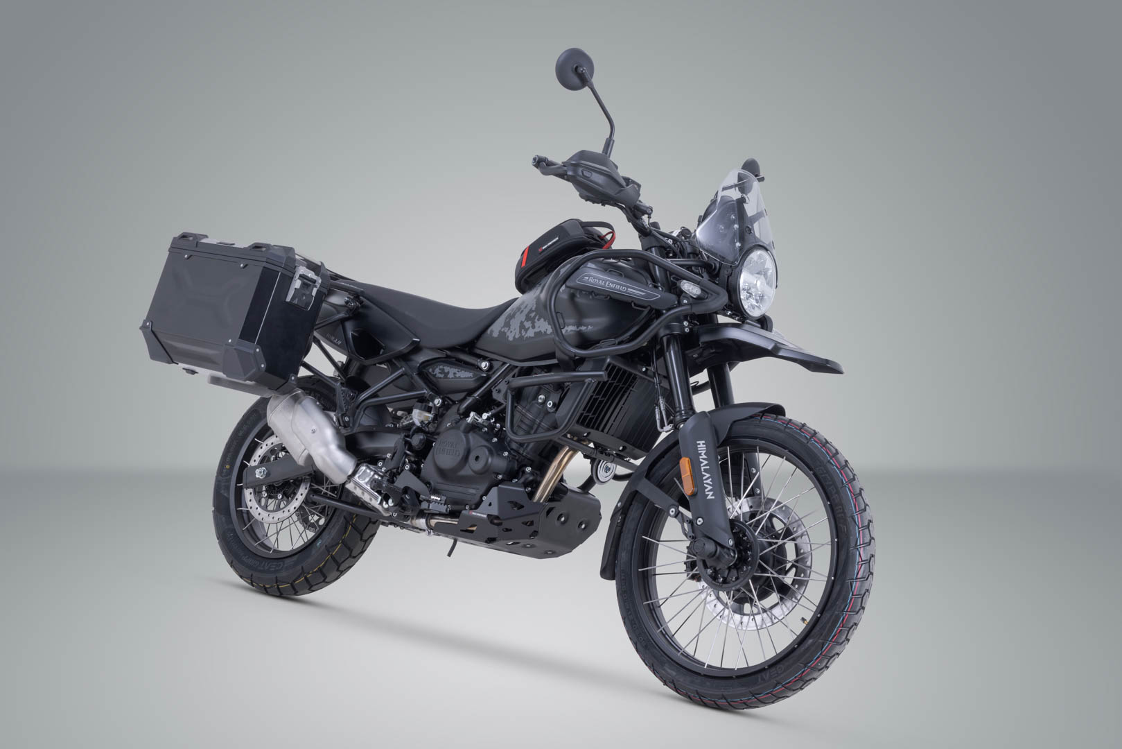 Sistem de carcasă din aluminiu SW-Motech TRAX ADV - Negru. 37/37 l. Raliul Himalayan 450 (25-). Figura 2