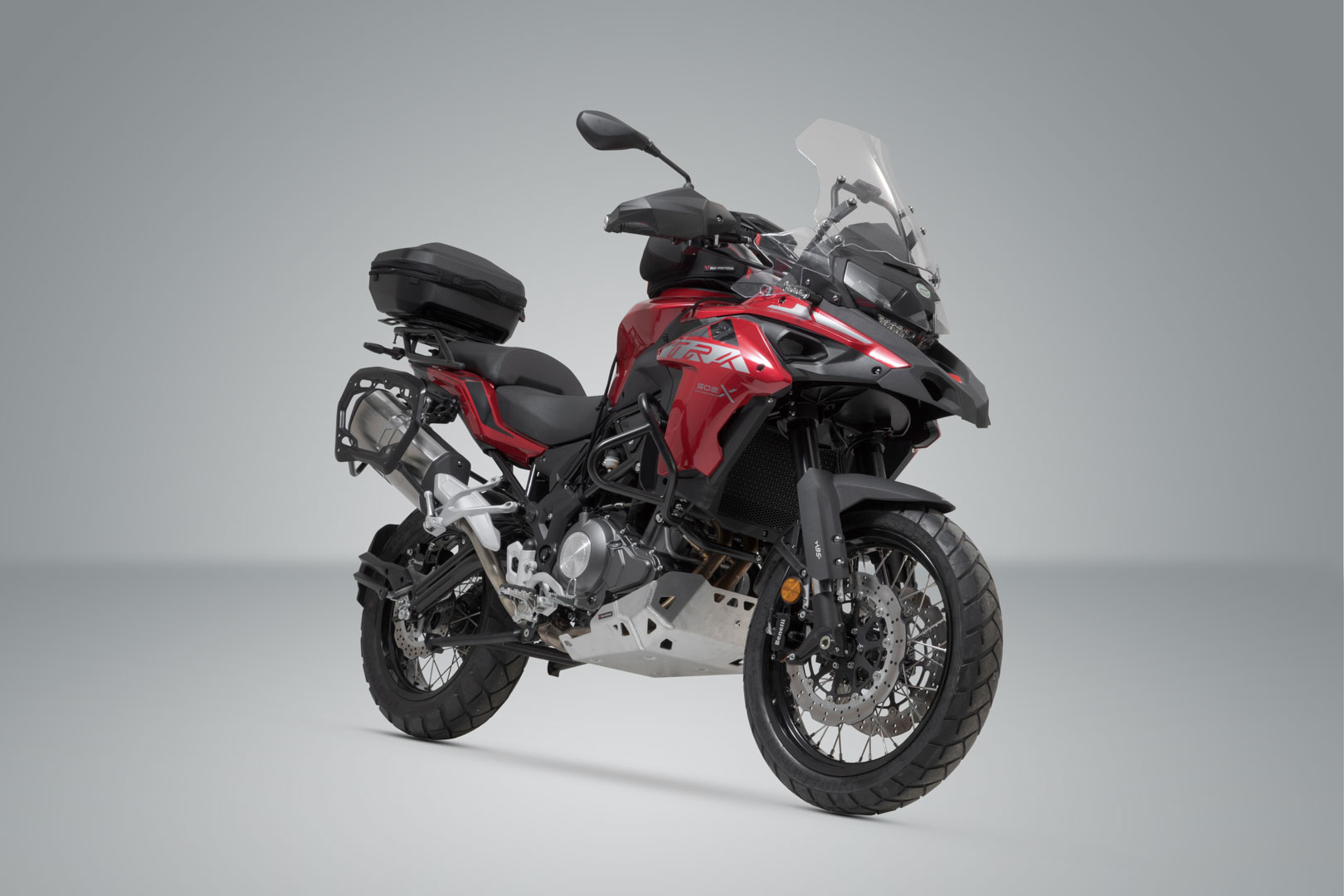 SW-Motech URBAN ABS topcase system - Svart. Benelli TRK 502 X (18-). Figur 2