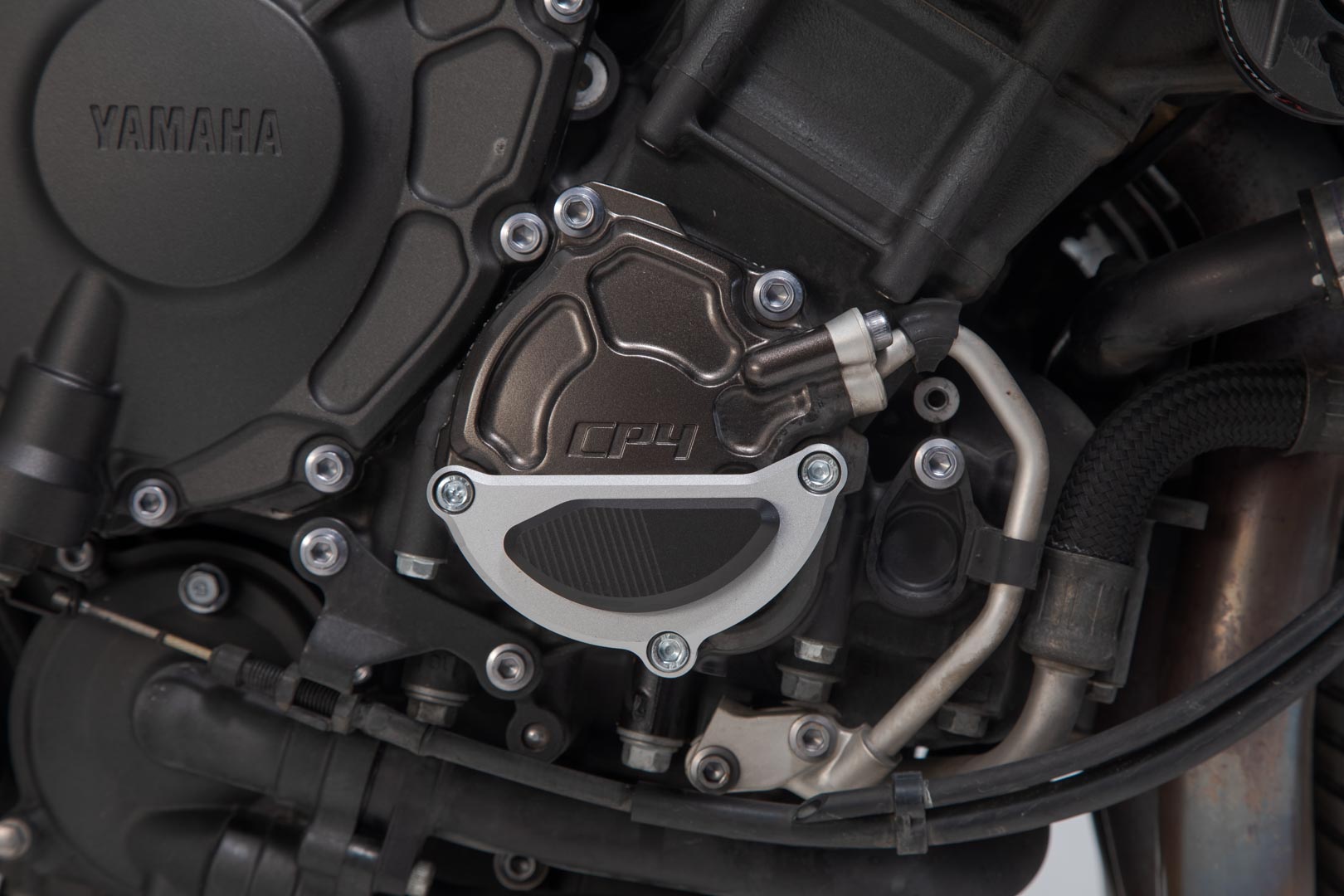 Protector pentru carcasa motorului SW-Motech - Negru/argintiu. Yamaha MT-10 / SP (16-). Figura 3