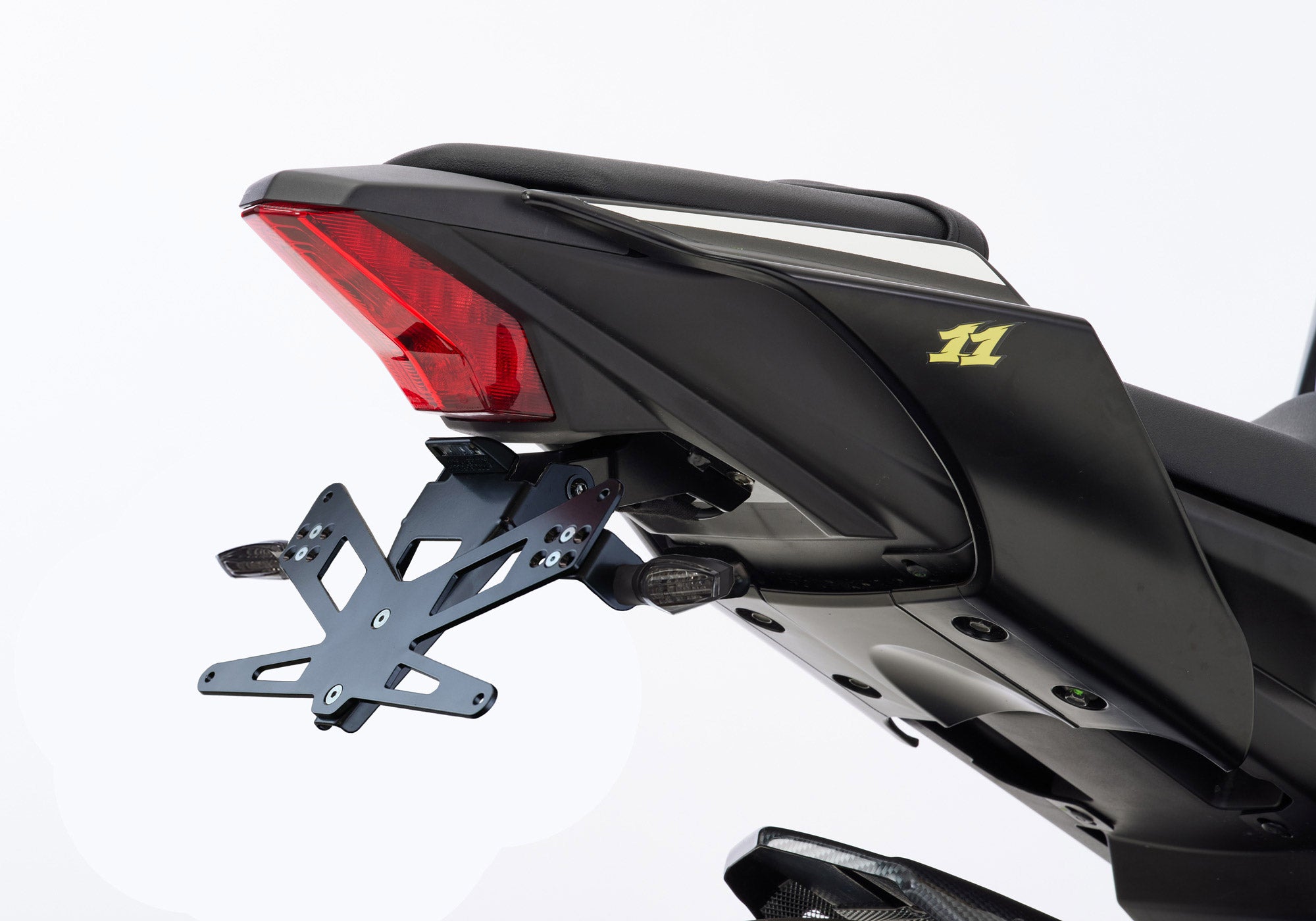PROTECH-rekisterikilpipidin plug and play -täydellinen sarja 125ccm kahdella LED-vilkkulla, ruostumattomasta teräksestä/alumiinijauhemaalatusta mustasta Kuva 2