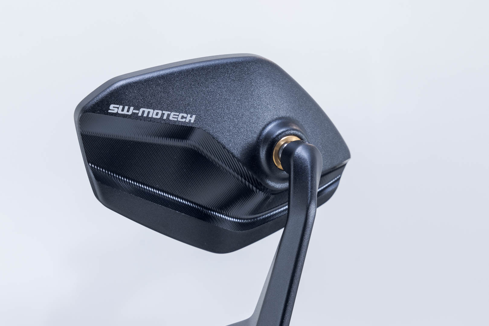 SW-Motech Bar ändspeglar – Kawasaki-modeller, CFMoto 675NK. Figur 3