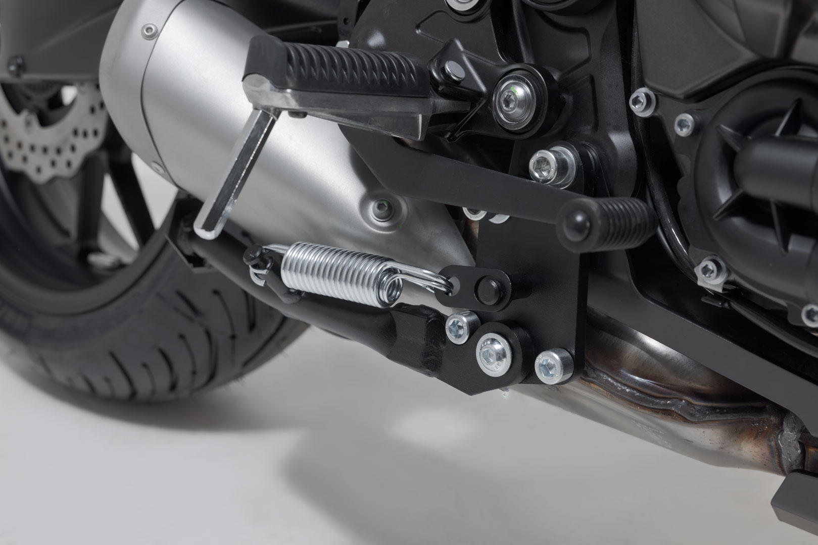 Standul SW-Motech - Negru. Modelele Yamaha MT-07/Tracer/MotoCage. Figura 5