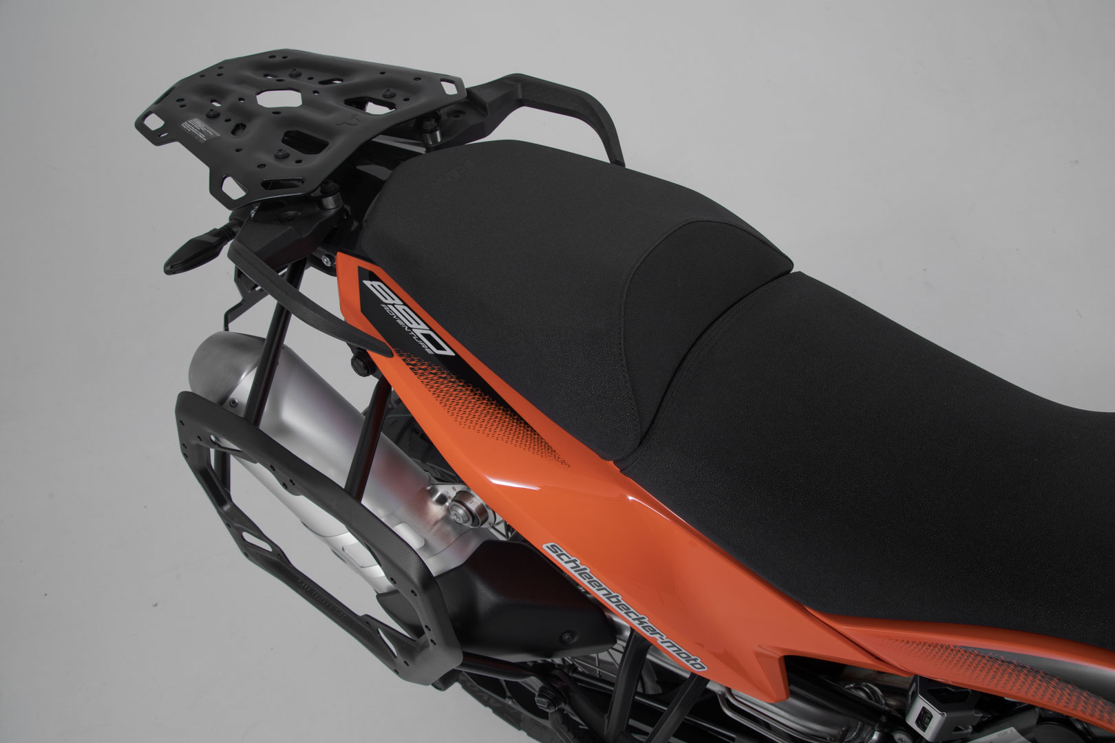 Portavion lateral SW-Motech PRO - Negru. KTM 790 Adv/ R, 890 Adv/ R 890 SM T. Figura 4