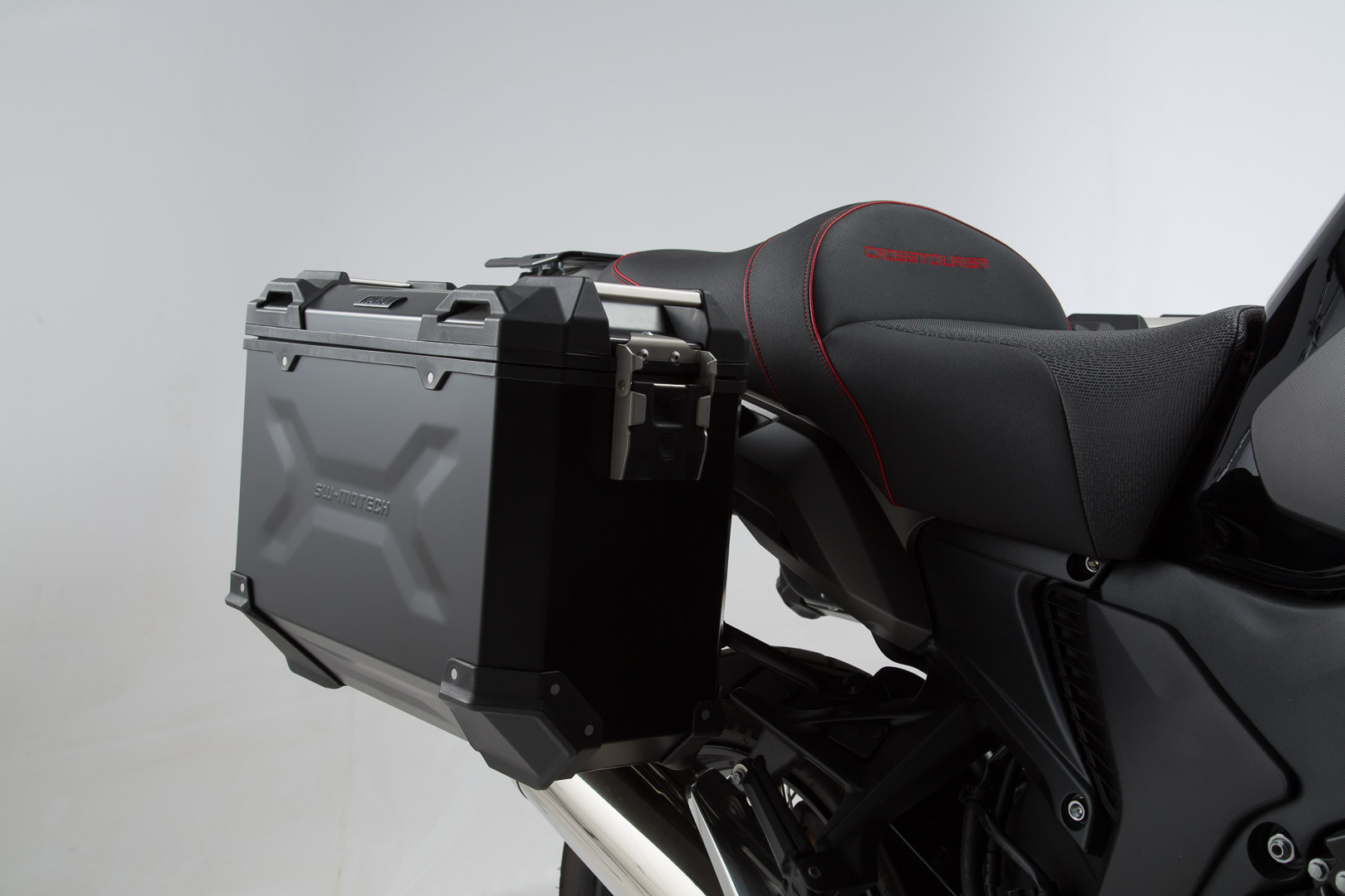 Sistem de carcasă din aluminiu SW-Motech TRAX ADV - Negru. 37/37 l. Honda Crosstourer (11-). Figura 2