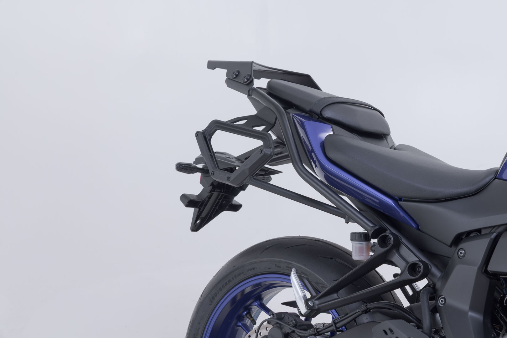 SW-Motech V-LOC Sidbärare höger - Yamaha MT-07 (24-). Figur 3