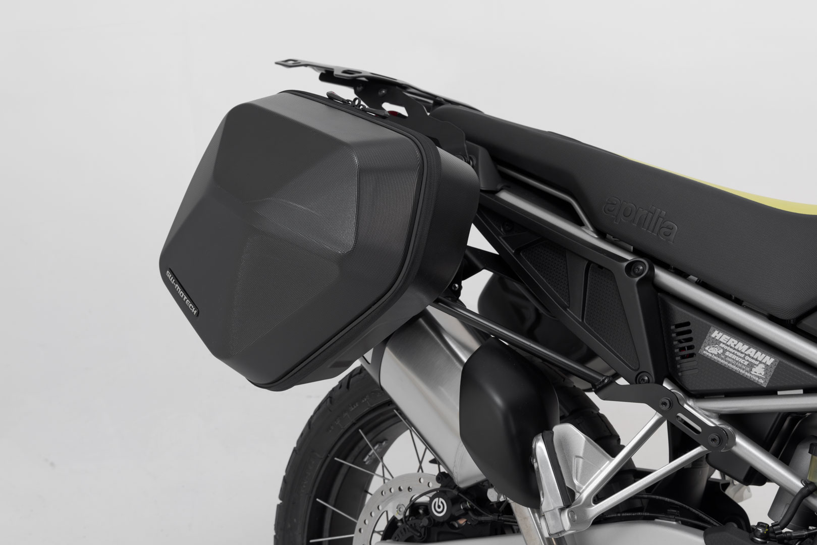 Sistem lateral SW-Motech URBAN ABS - 2x 16,5 l. Aprilia Tuareg 660 (21-) / Rally (24-). Figura 5