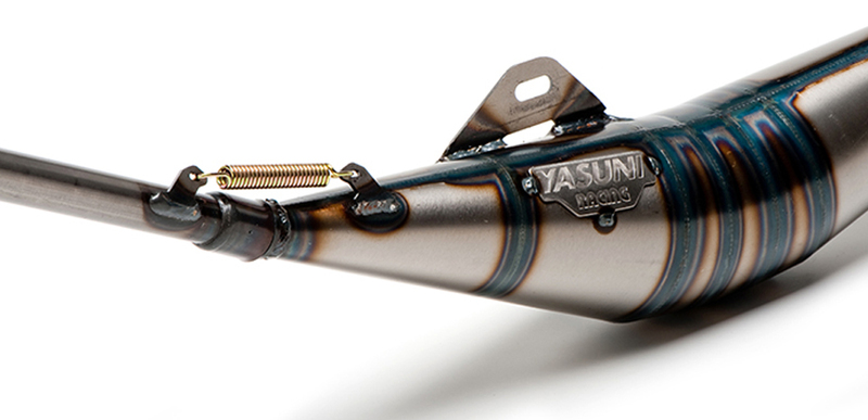 YASUNI R1 Carrera Avgassystem Figur 6