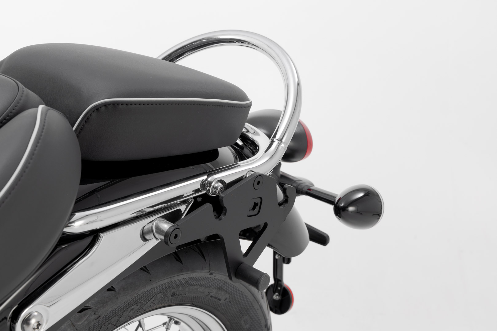 SW-Motech SLH portavion lateral LH1 stânga - Triumph Bonneville Speedmaster (18-). Figura 3