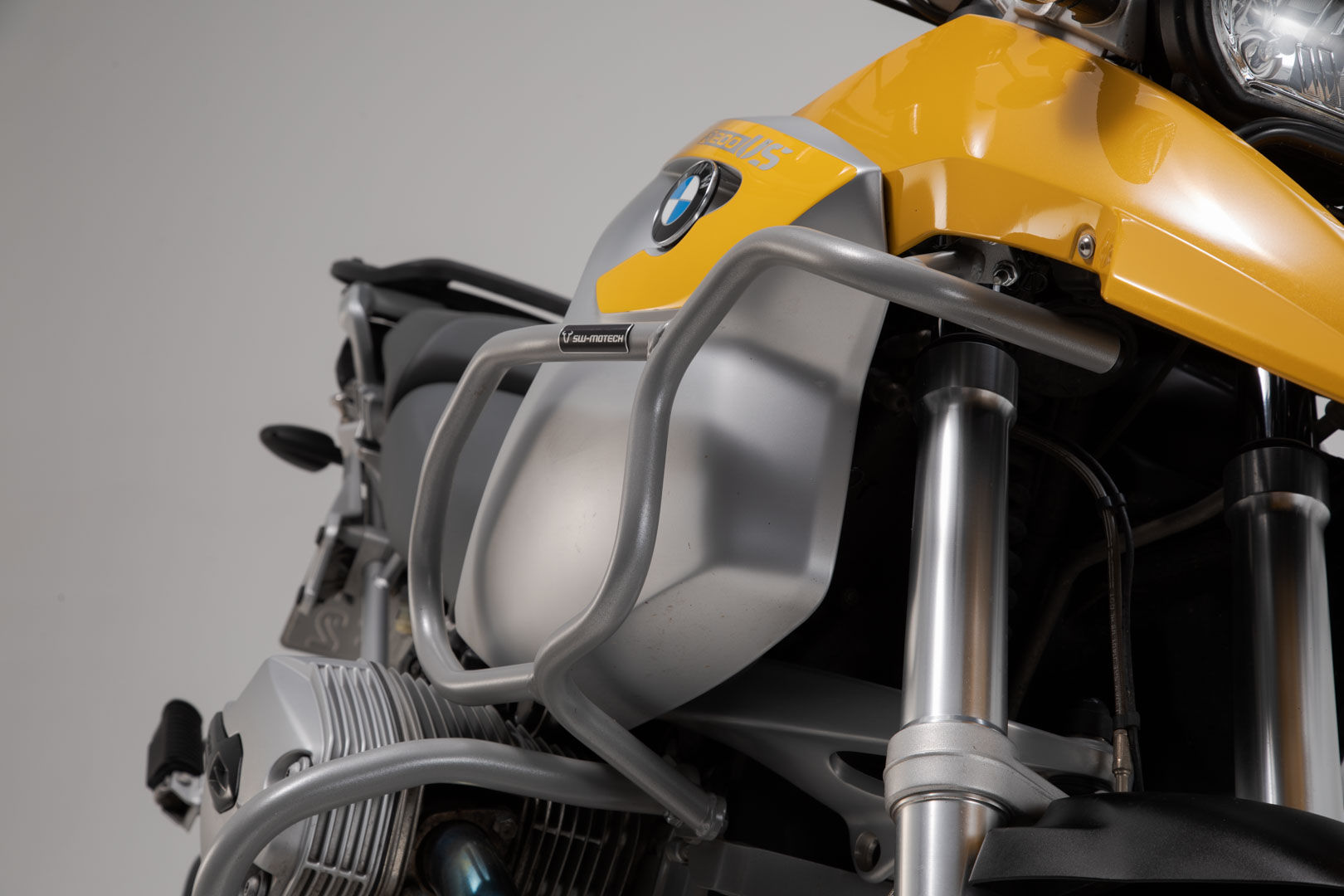 SW-Motech Övre krasch bar - Svart. BMW R1200 GS (04-07). Bara med krasch bar. Figur 5
