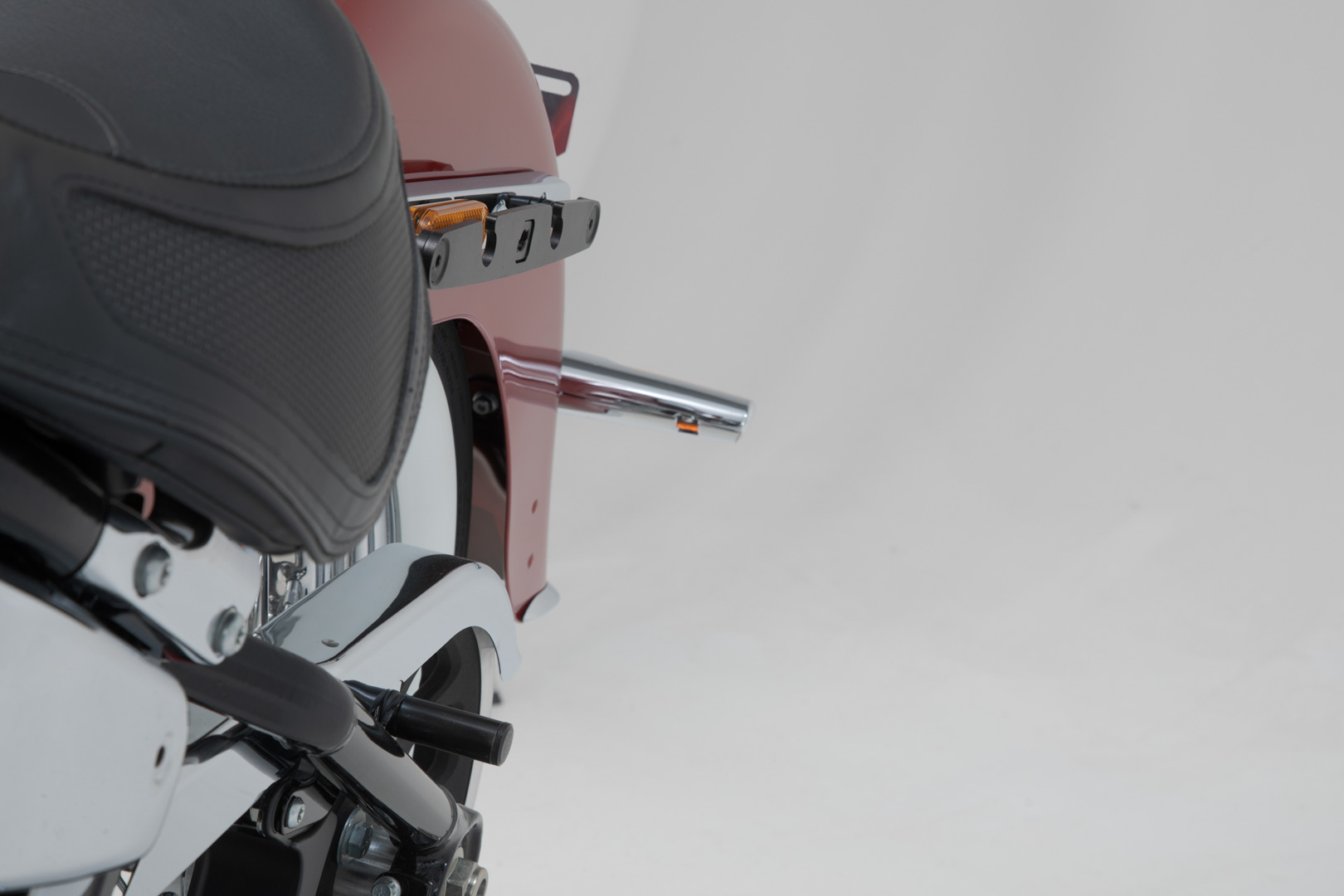 SW-Motech SLH sidobärare LH2 vänster - Harley-Davidson Softail Deluxe (17-). För LH2. Figur 4